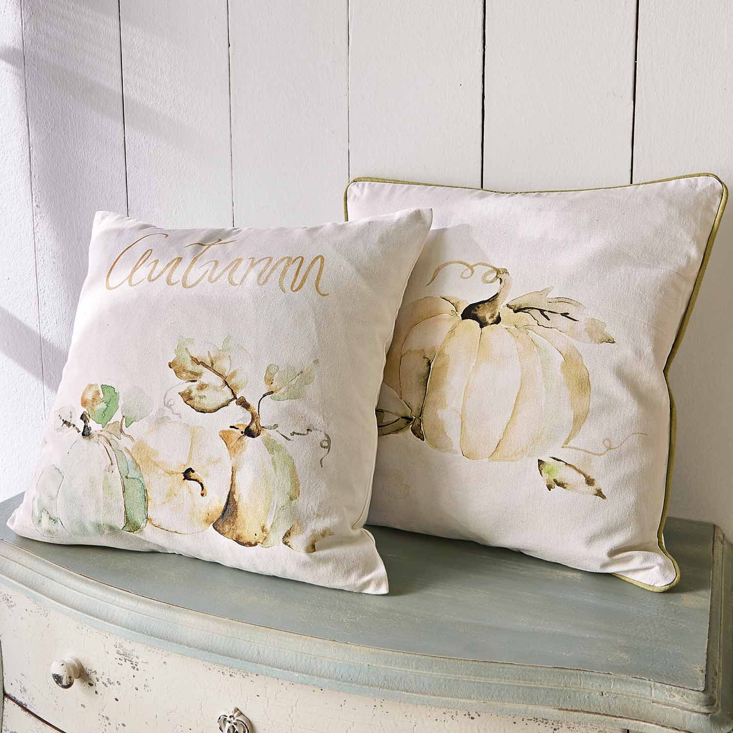 Coussins décoratifs en coton crème avec motif citrouille et inscription automne