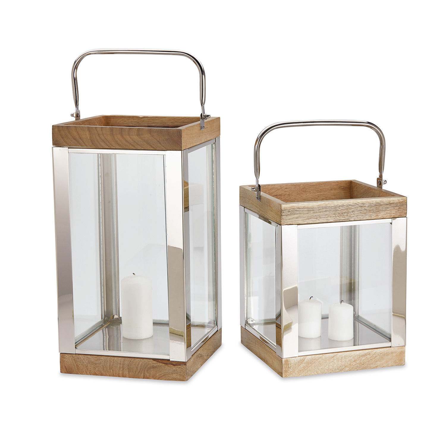 Lot de 2 lanternes Harpers Ensemble de deux lanternes en verre et bois avec poignées métalliques, bougies blanches à l'intérieur