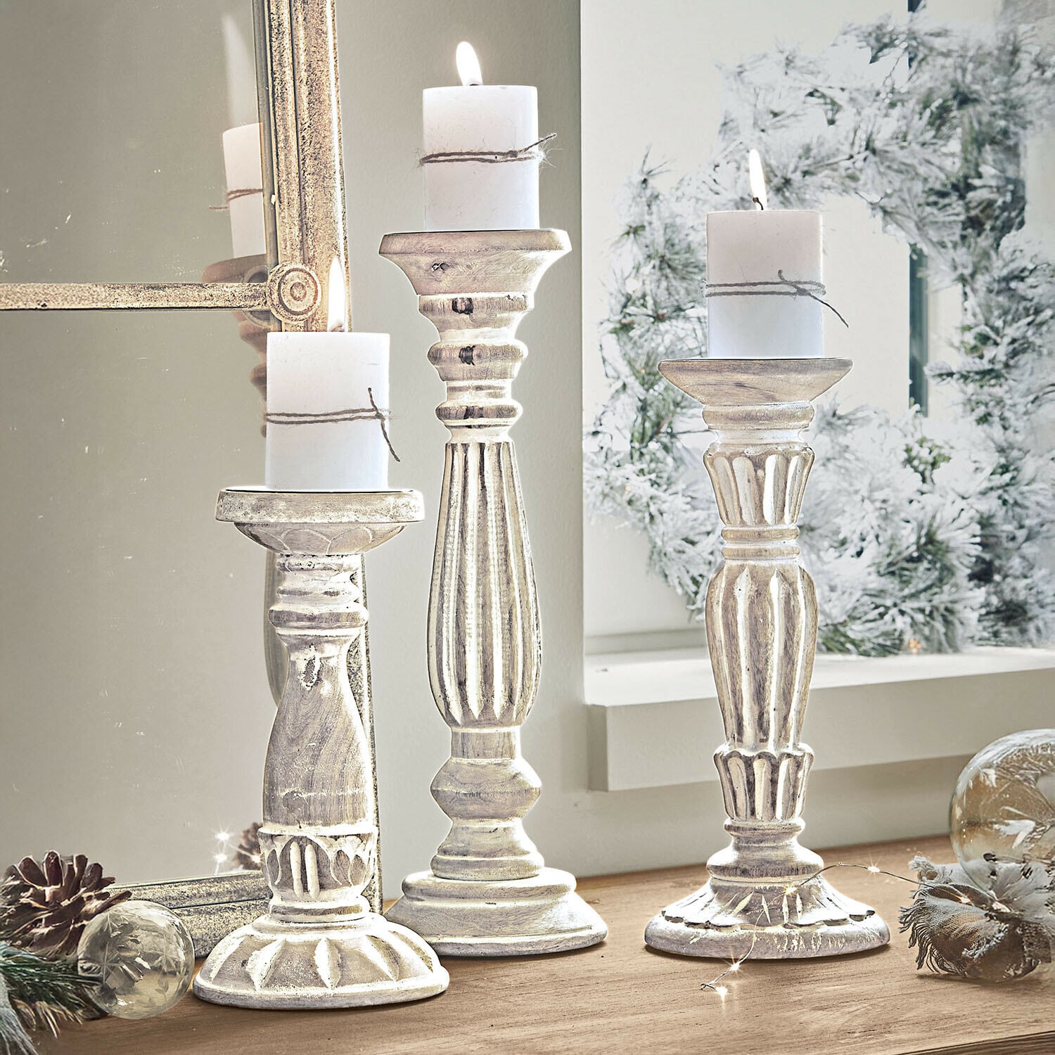 Lot de 3 chandeliers Folligny Lot de 3 chandeliers Folligny