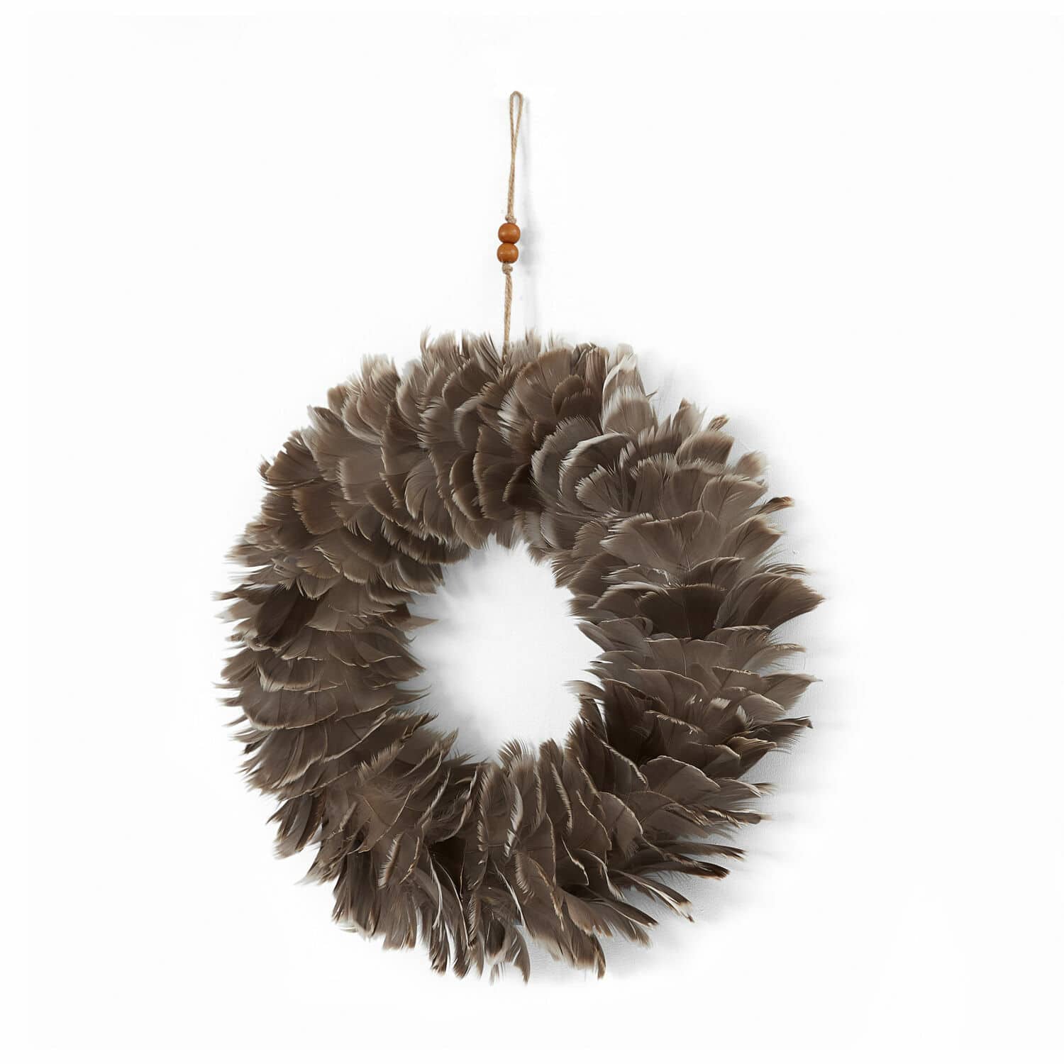 Couronne Misterras Couronne décorative en plumes brunes avec suspension en corde et perles en bois, décoration murale