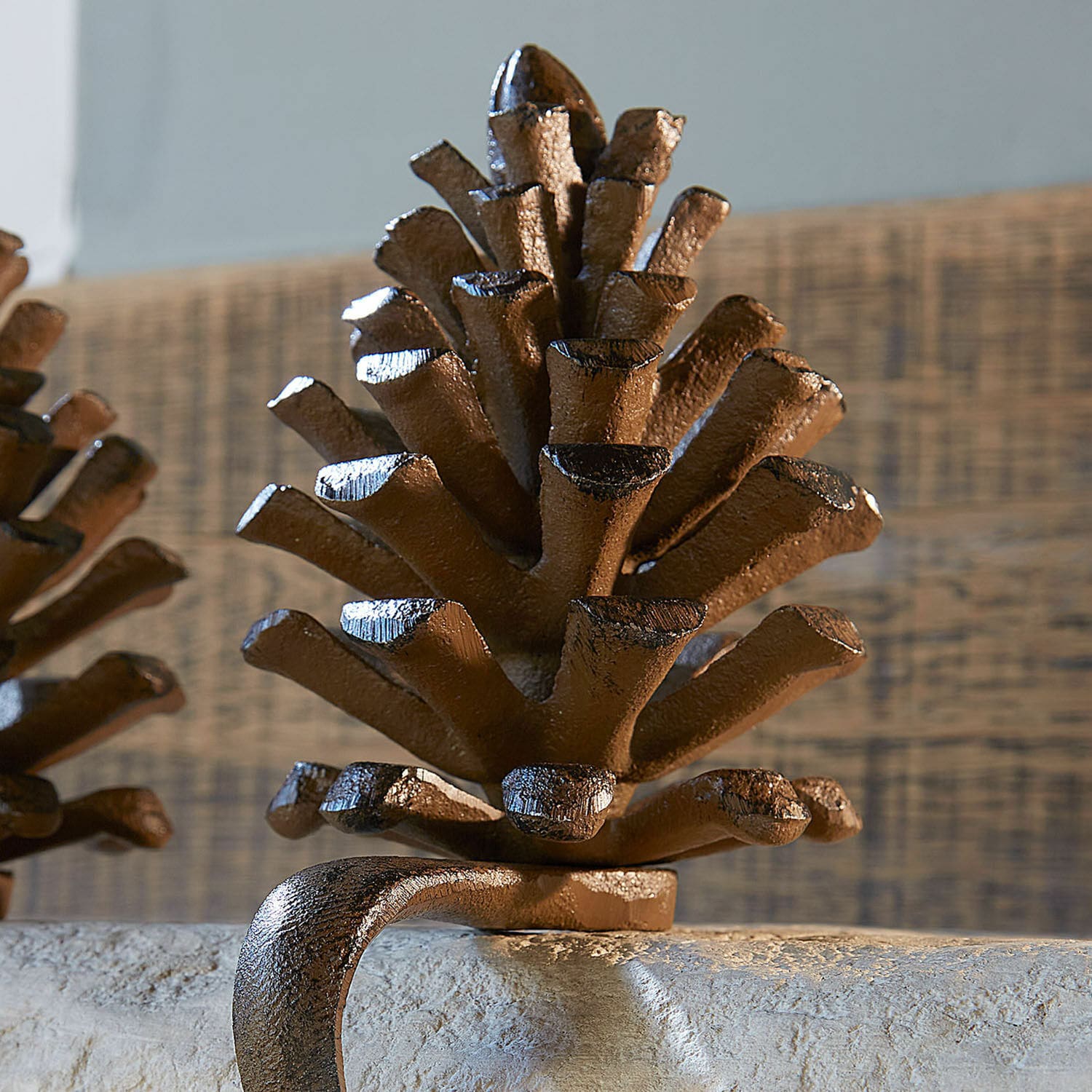 Lot de 2 pommes de pin en métal Firenza