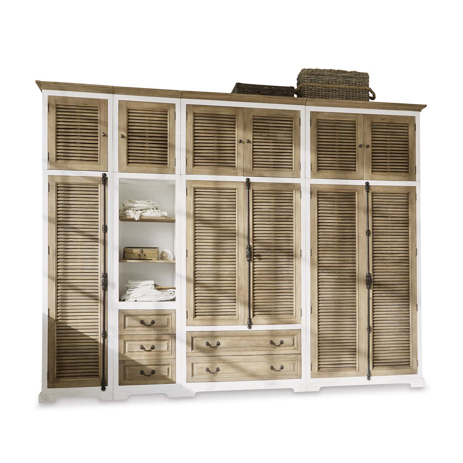 Dressing Daviau Grande armoire en bois naturel et blanc avec portes à persiennes et tiroirs pour rangement pratique