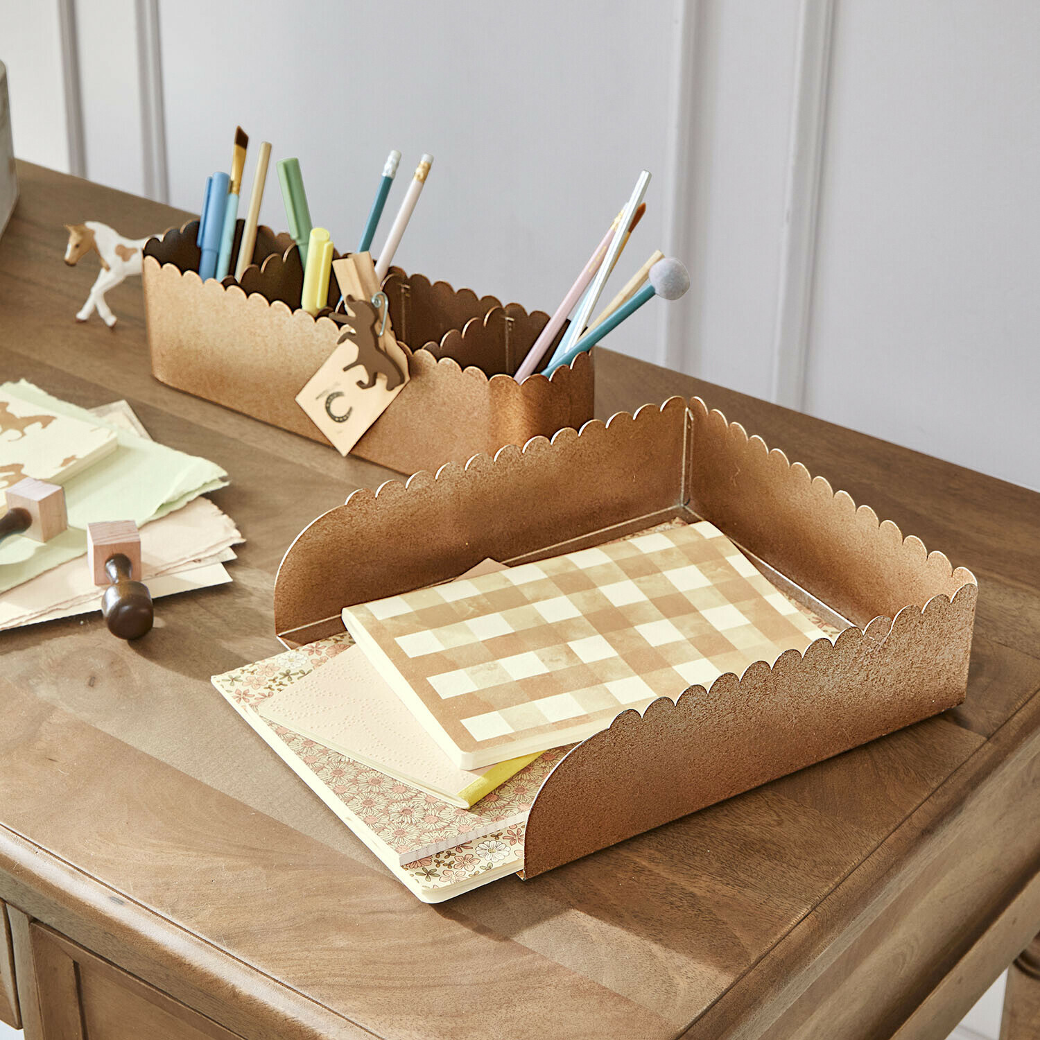 Lot de 2 rangements Cévoline Organisateur de bureau en métal marron avec bords ondulés pour ranger stylos et papiers