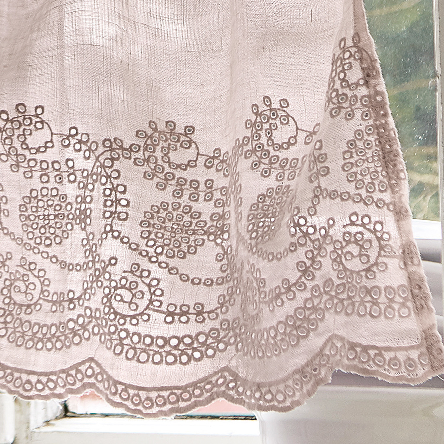 Brise-bise Lacy