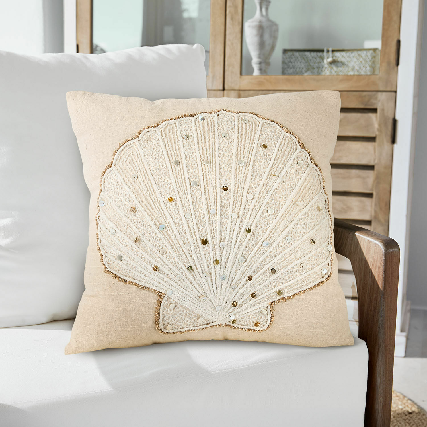 Housse de coussin Luiv Coussin beige en coton avec broderie coquillage et sequins pour salon moderne