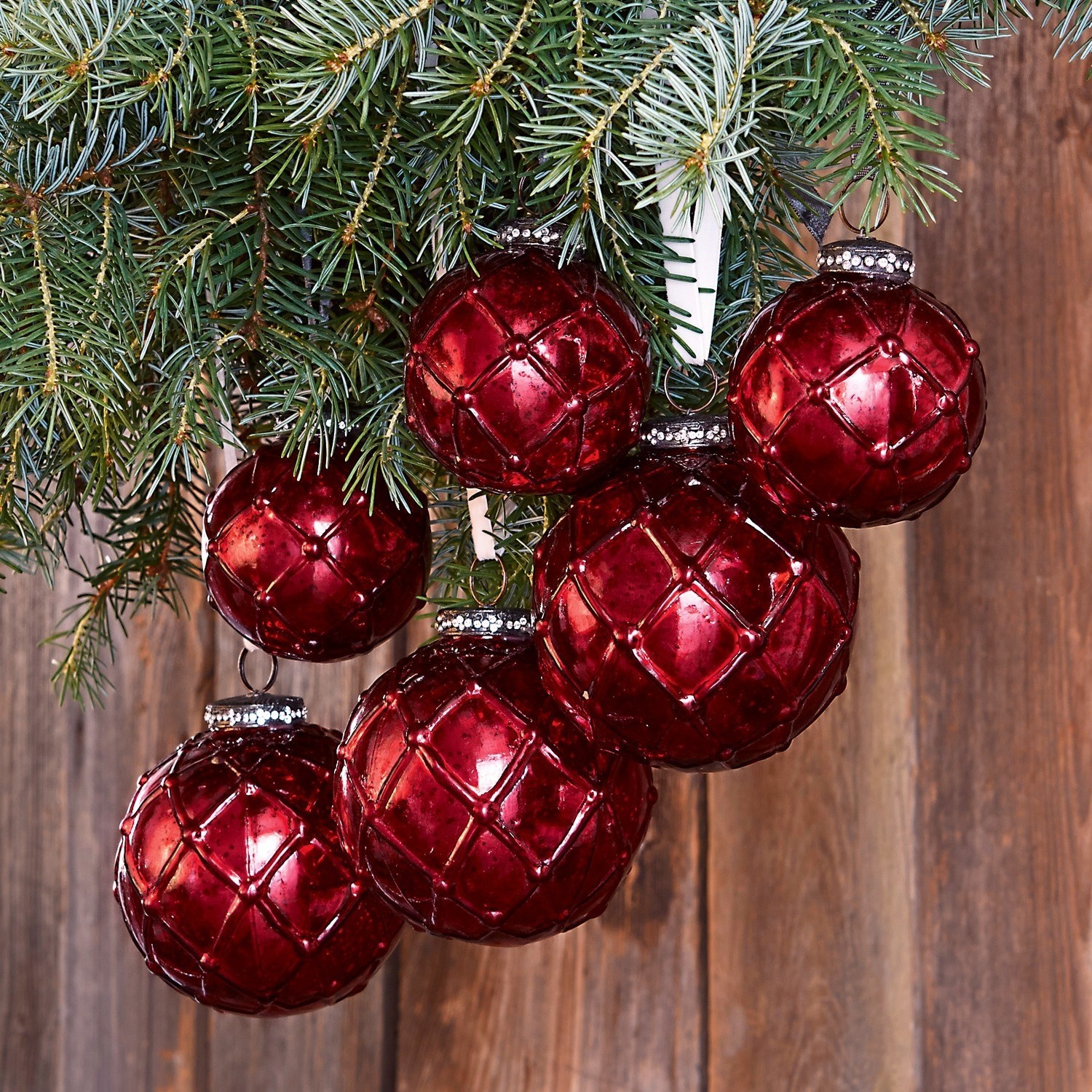 Lot de 6 décorations de Noël Roubi Ensemble de boules de Noël rouges en verre avec motif quadrillé suspendues à une branche de sapin, décoration festive