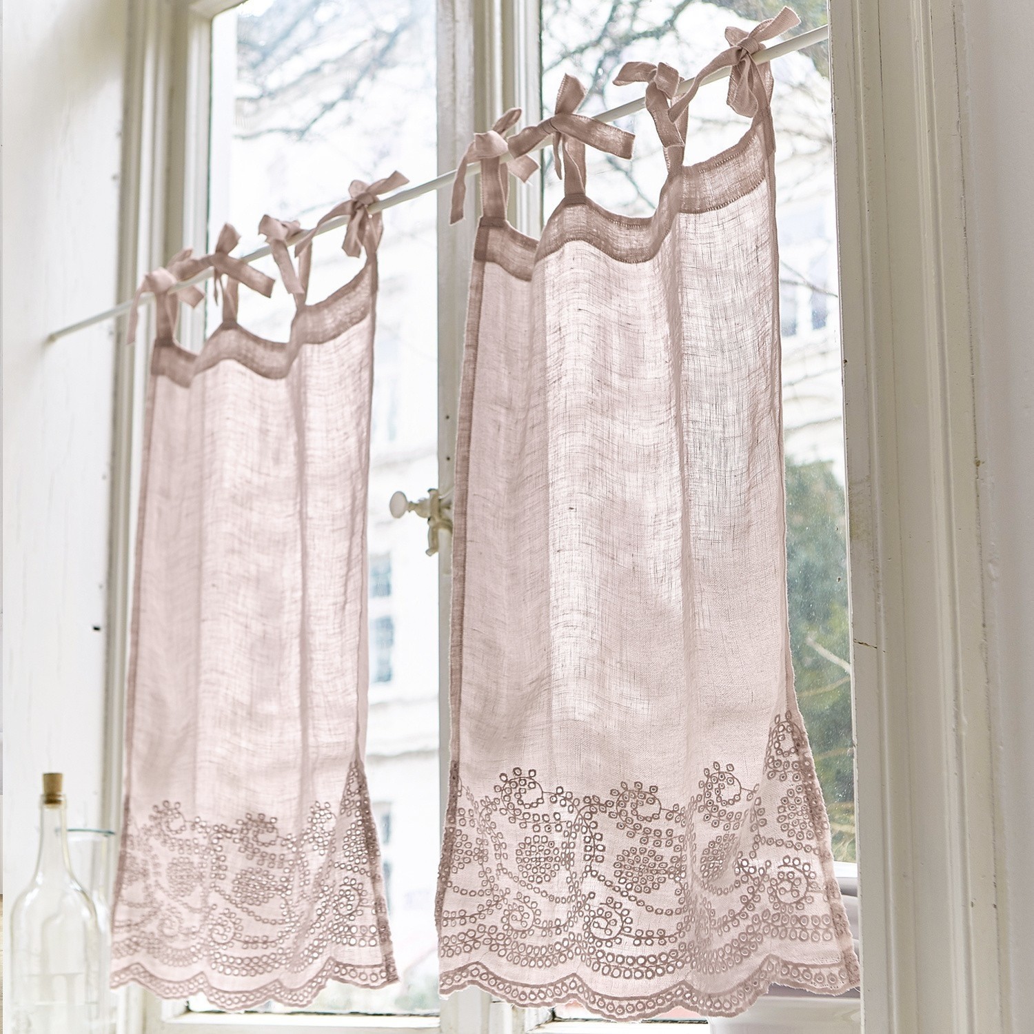 Brise-bise Lacy