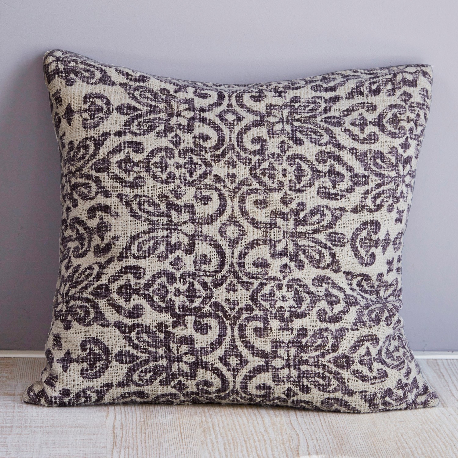 Coussin Plouisy Coussin décoratif en coton avec motif crème et gris, parfait pour salon et chambre