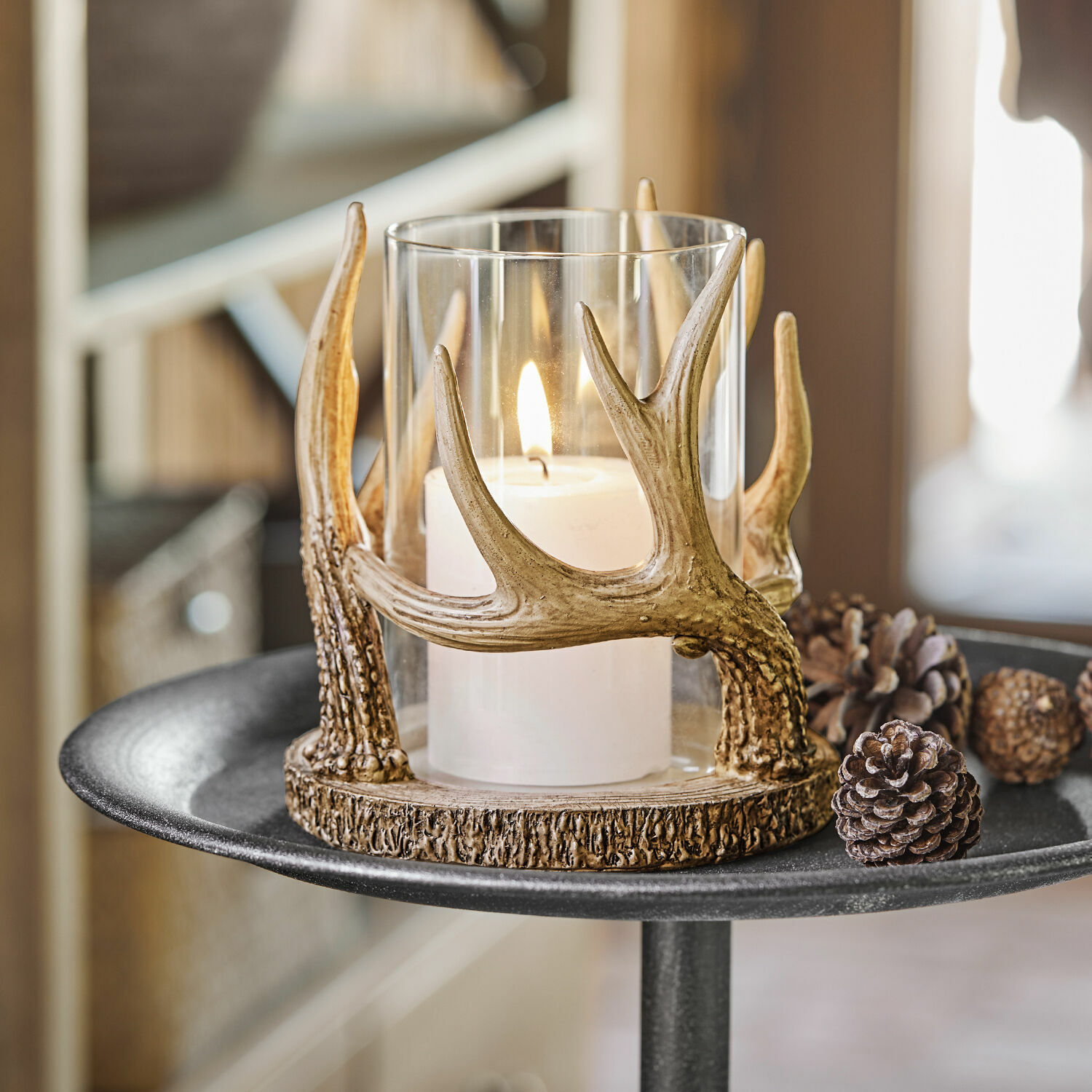 Photophore Inglewood Bougeoir en verre transparent avec décor en imitation bois beige et lumière de bougie naturelle