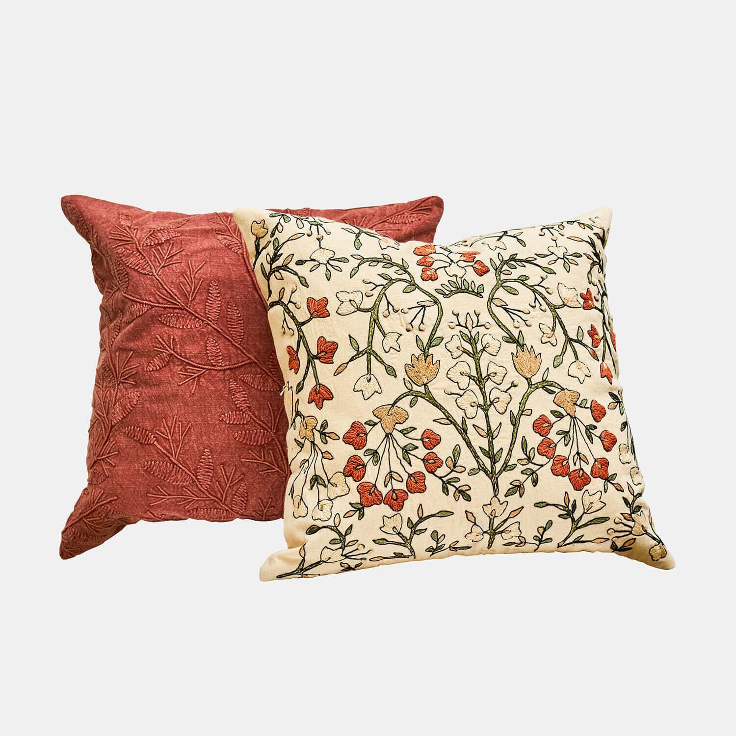 Lot de 2 housses de coussins Calévine Ensemble de deux coussins décoratifs avec broderie florale et motif de feuilles rouges