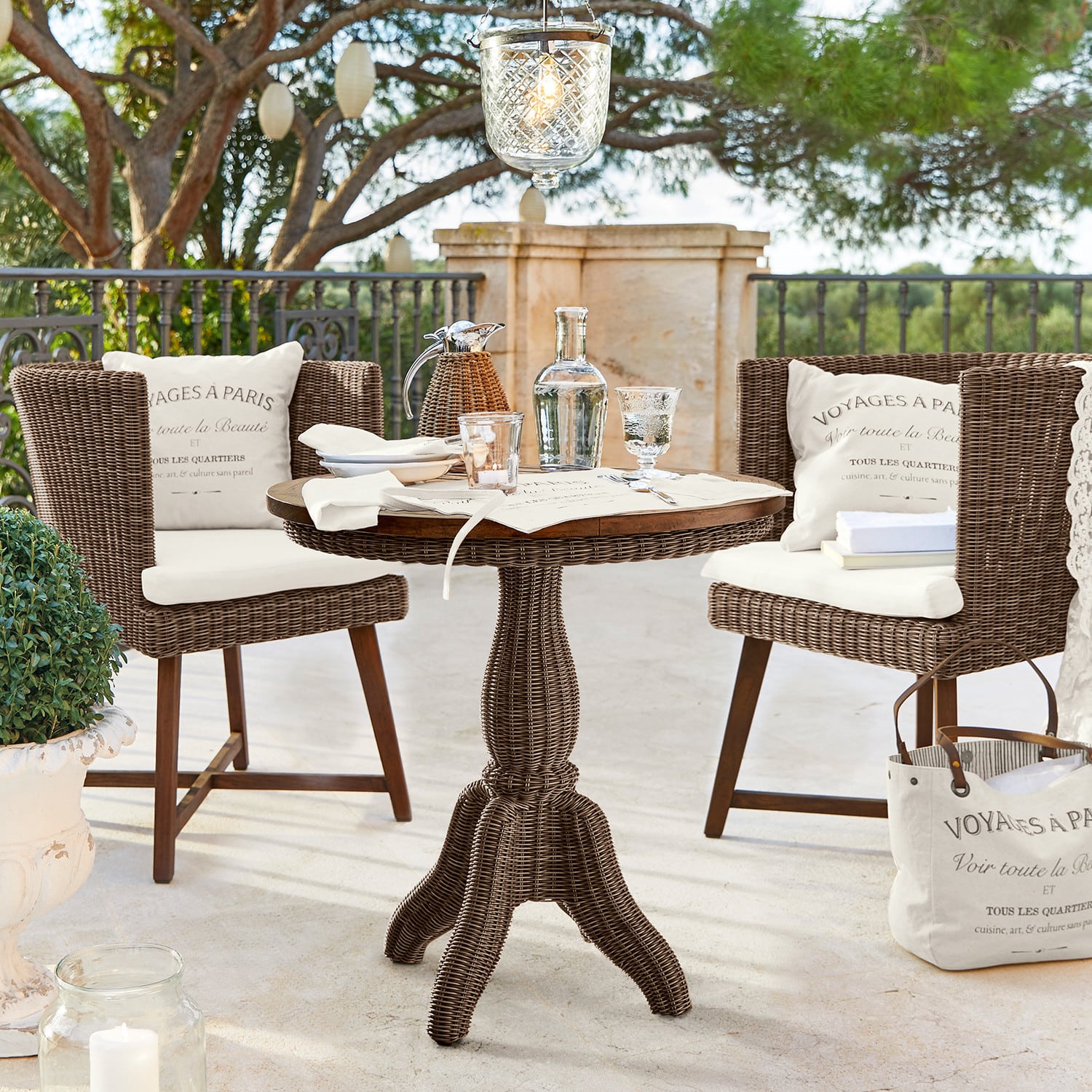 Table Larkson
