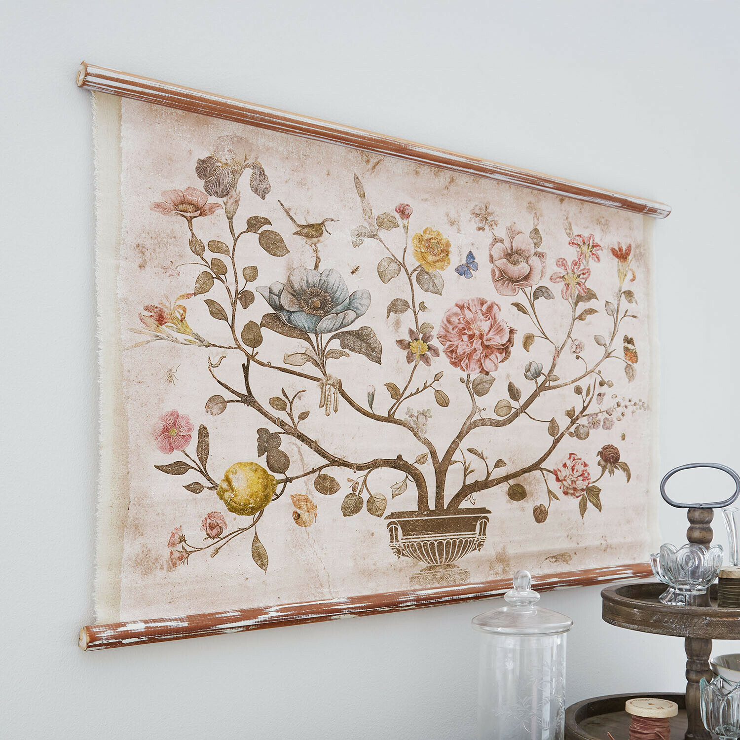 Tableau Lueur d’Aube Tableau décoratif en toile avec motif floral et oiseaux aux couleurs pastel pour salon