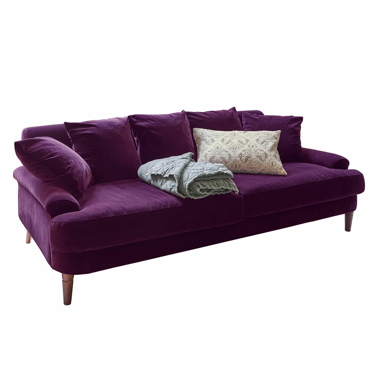 Canapé Rivermere Canapé violet en velours avec coussins et couverture grise, meuble moderne pour salon confortable