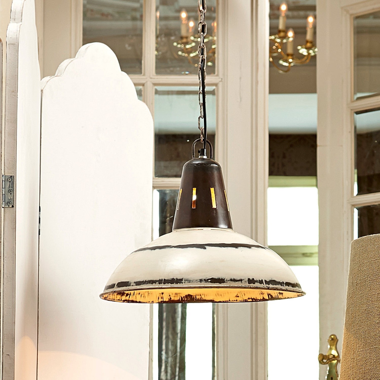 Suspension Dukes Suspension en métal blanc et noir avec lumière chaude, lampe de style industriel pour intérieur