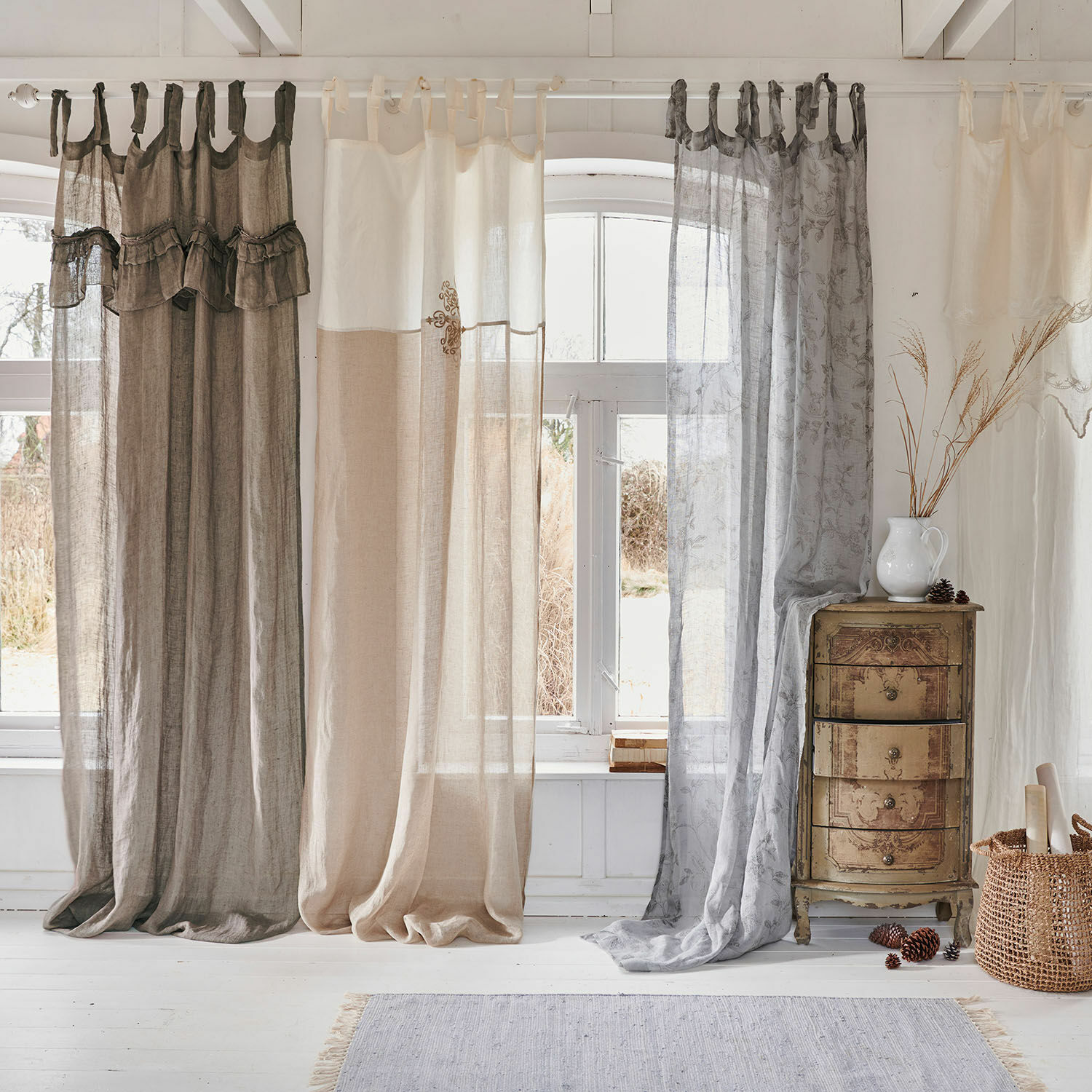 Voilage Tousia Rideaux en lin translucide beige et gris naturel pour une décoration de fenêtre élégante