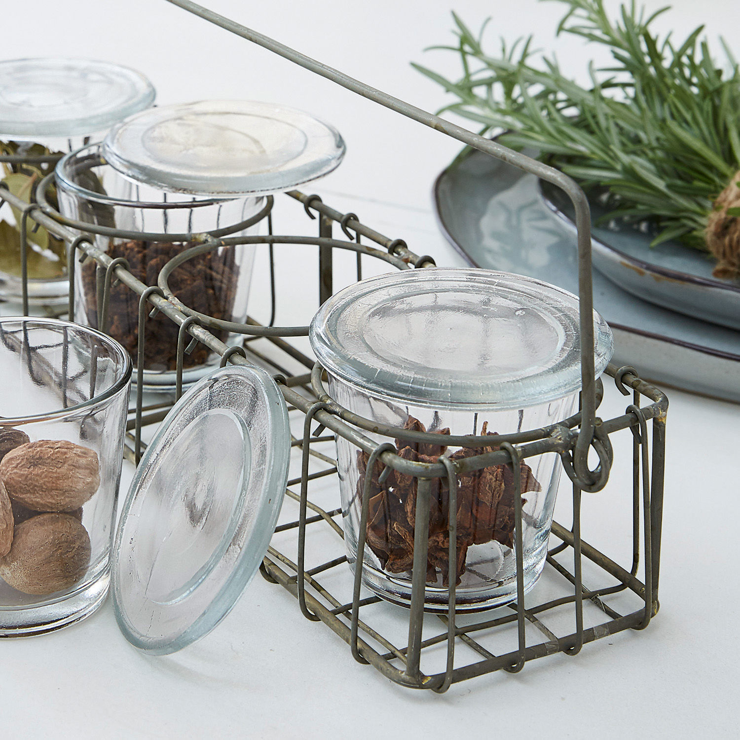 Lot de 4 pots avec panier Stanisa