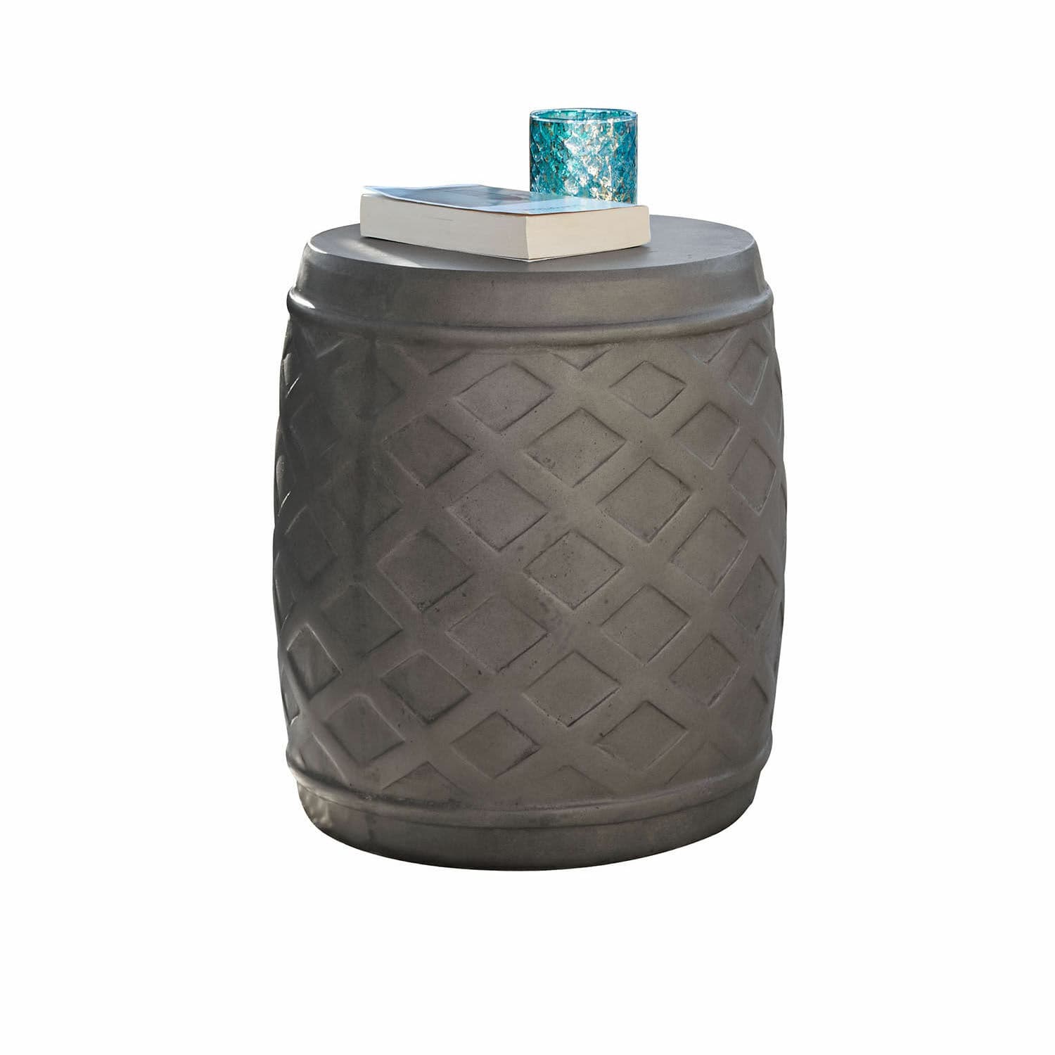 Tabouret Plévin Table d'appoint grise en béton avec motif géométrique, parfaite pour un salon moderne