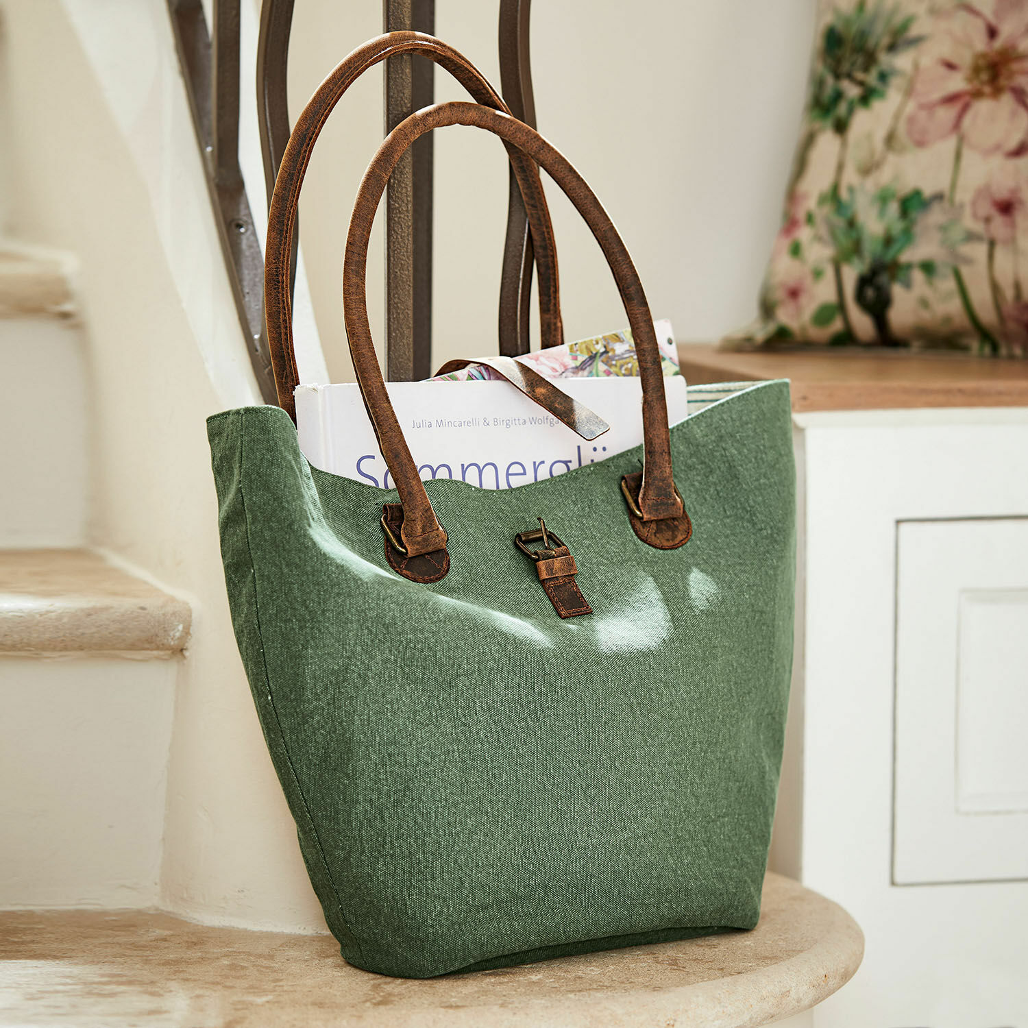 Cabas Ambre Sac vert en tissu avec poignées en cuir marron, sac pratique pour courses et livres