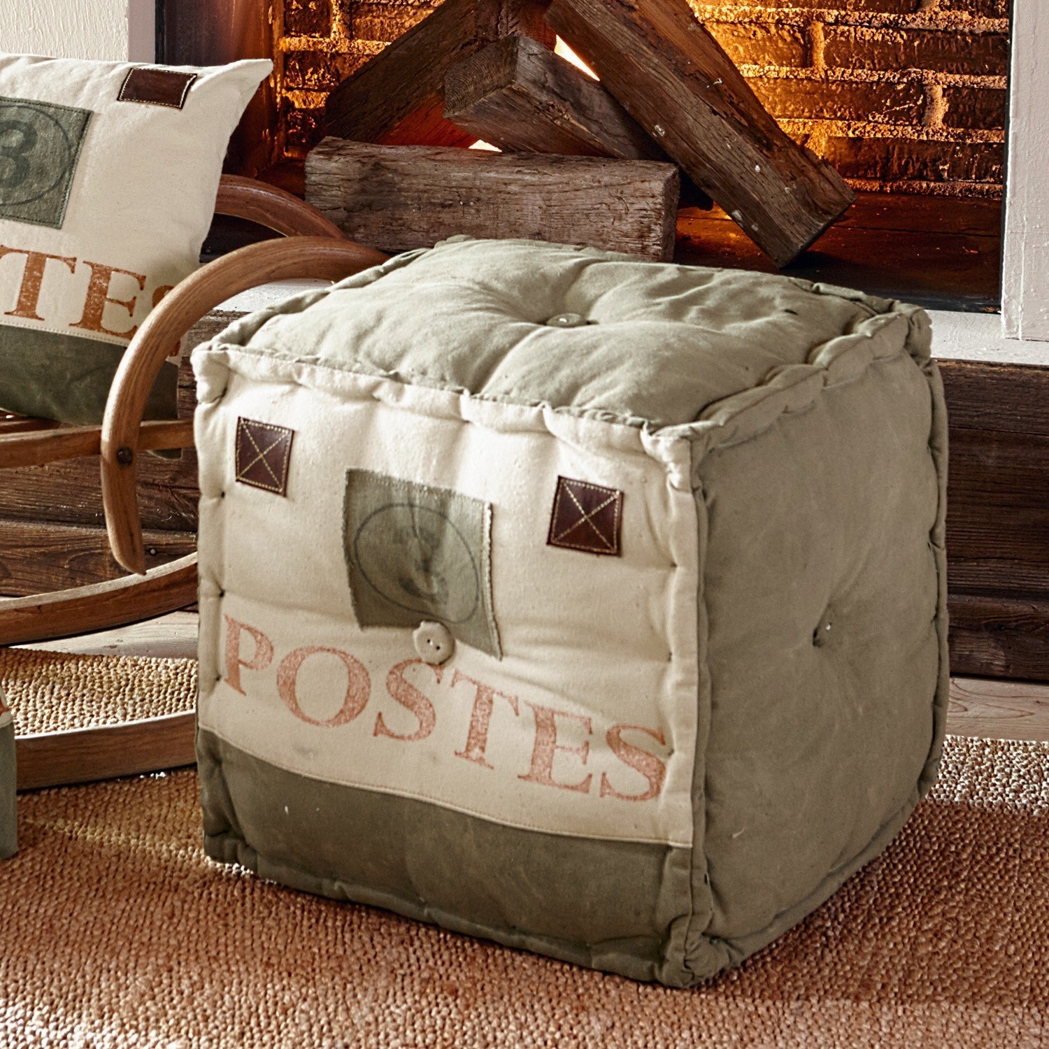Pouf Postes