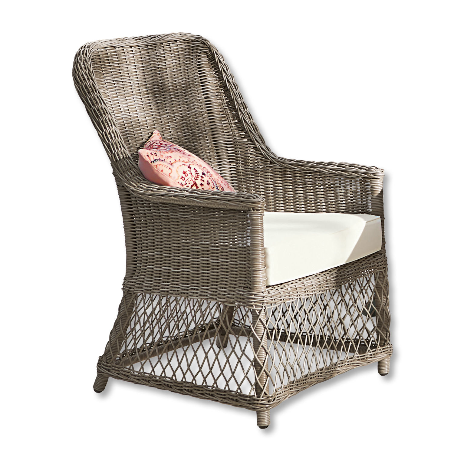 Fauteuil Fenris Fauteuil en rotin gris avec coussin blanc et coussin décoratif rose, meuble confortable pour salon