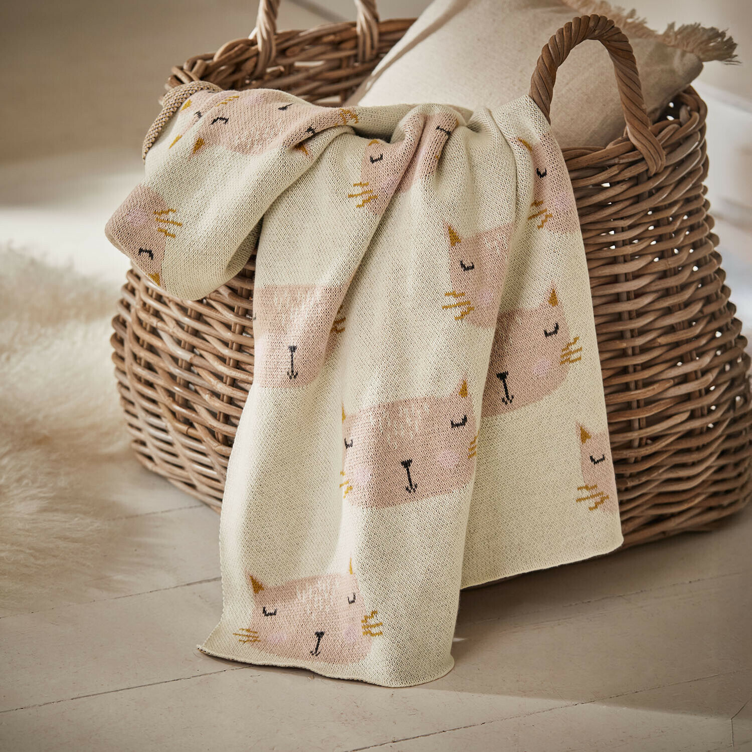 Couverture pour animaux Layouna Plaid crème avec motifs de chats roses, tissu doux, parfait pour la décoration et le confort