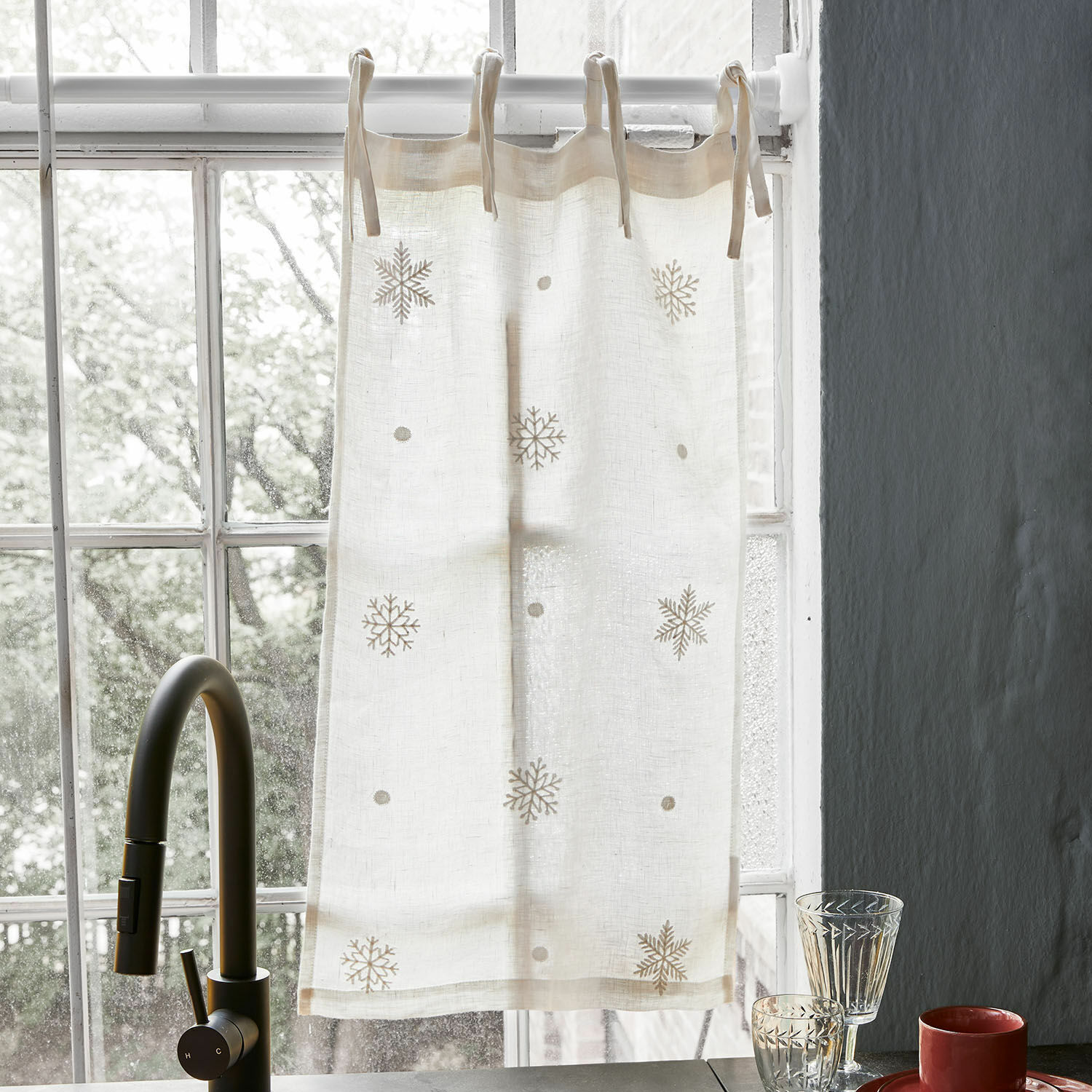 Brise-bise Rashona Rideau en lin beige avec motifs flocons de neige, décoration de fenêtre naturelle pour cuisine, tissu léger