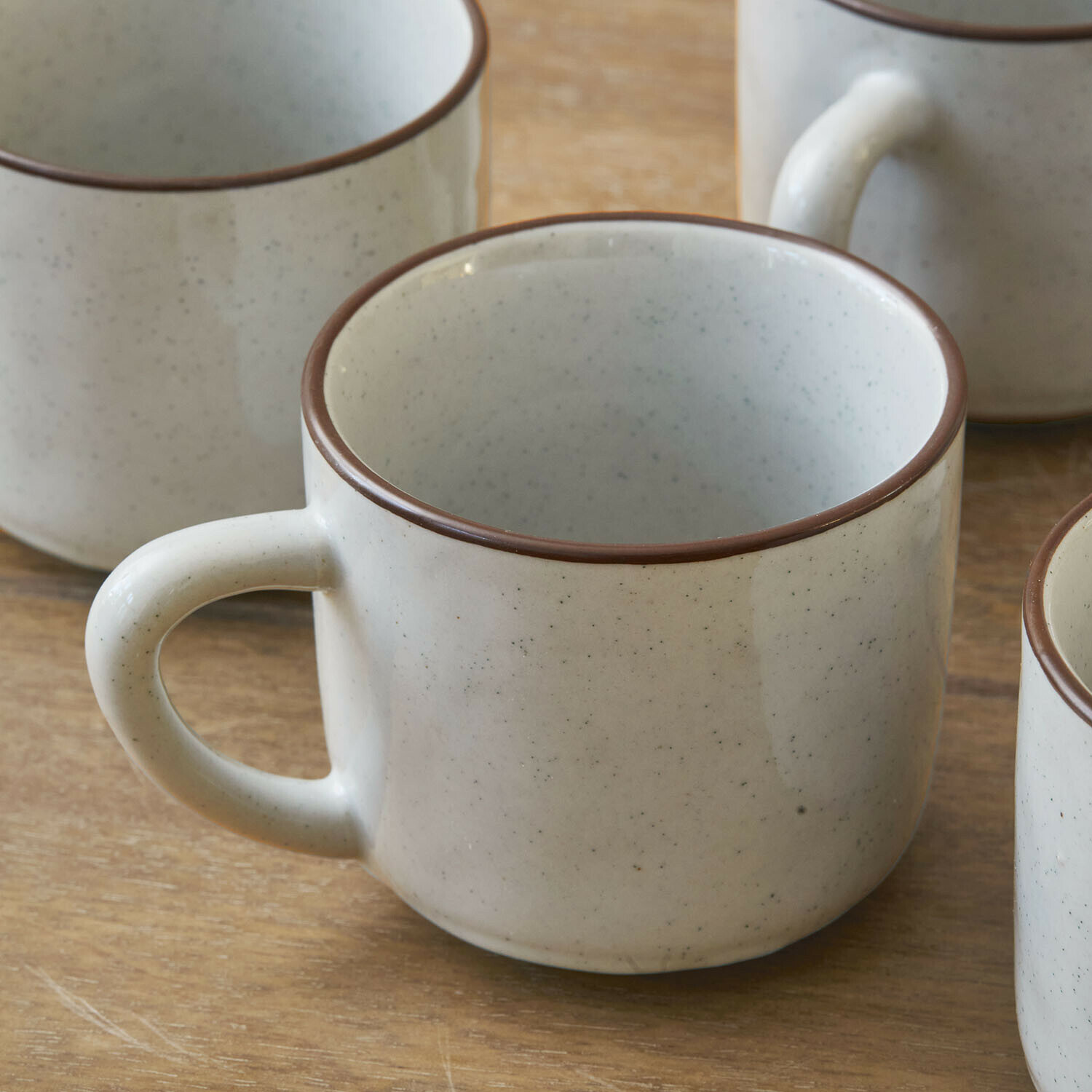 Lot de 6 tasses et soucoupes Biarré