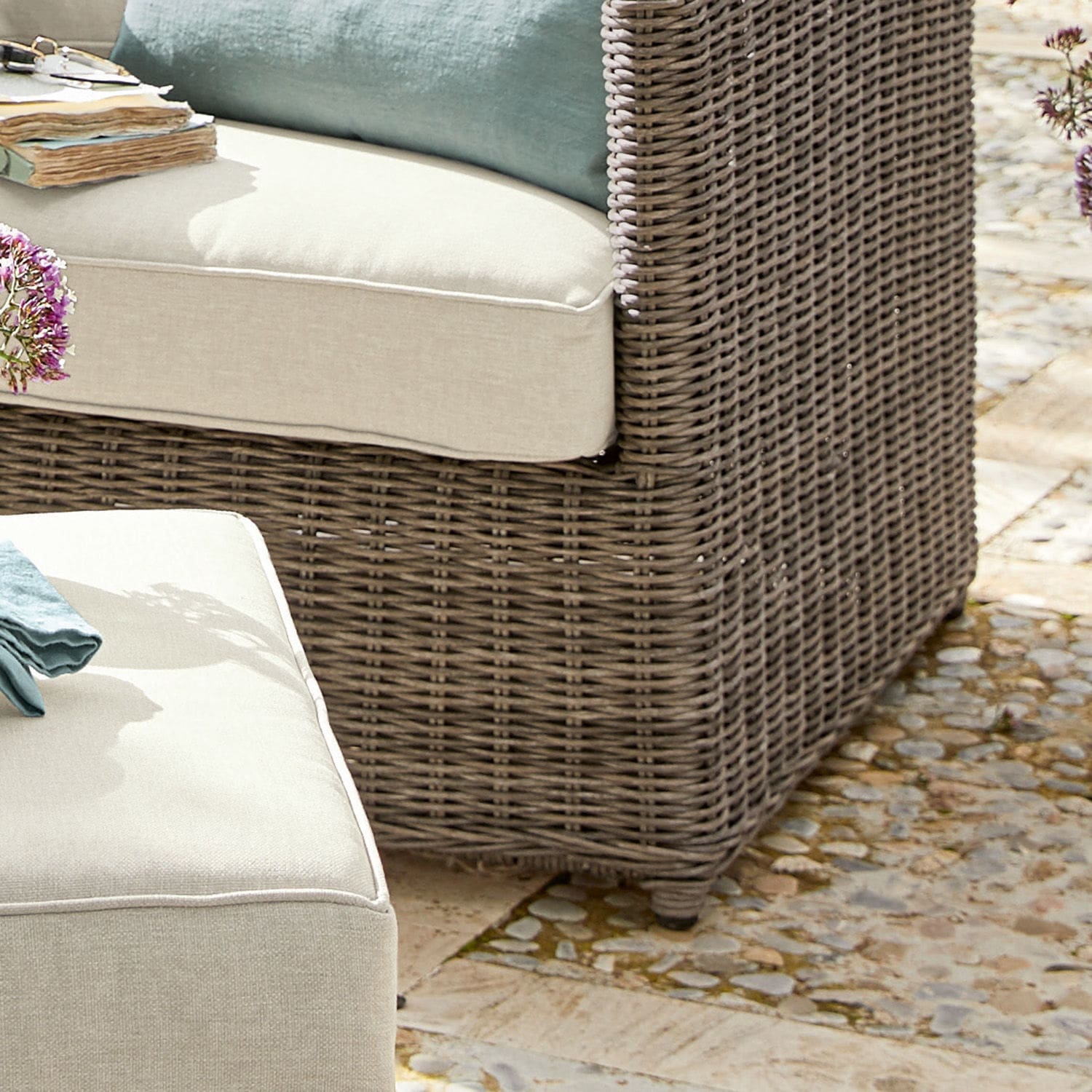Fauteuils et pouf Creakshire