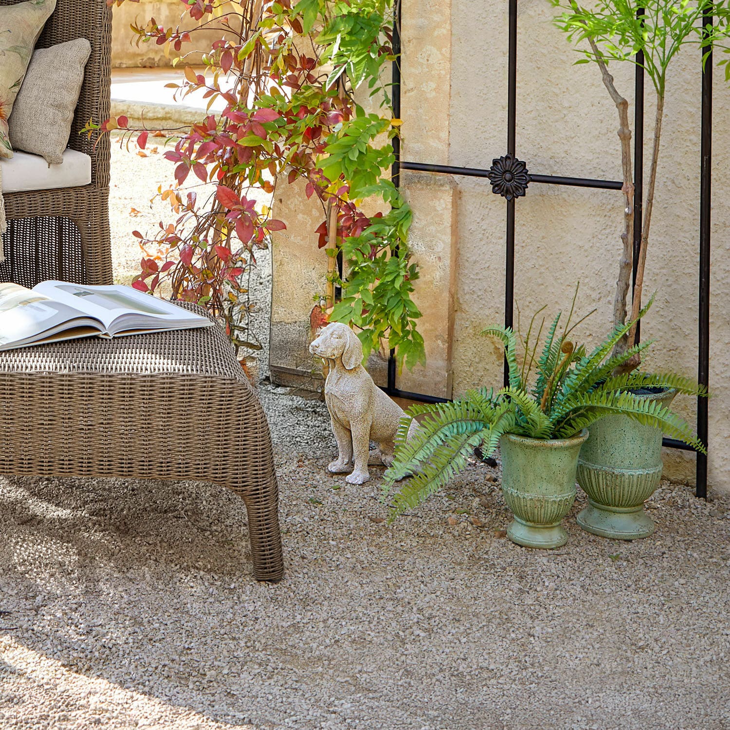 Chien décoratif Albinor