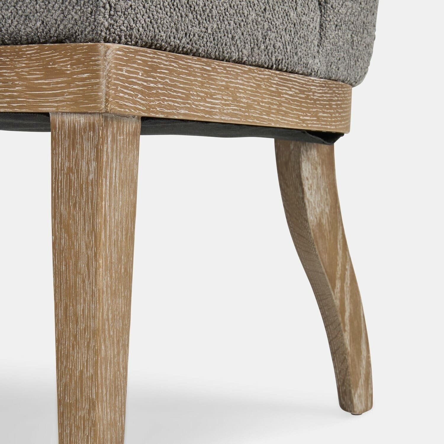 Chaise Fairwyn