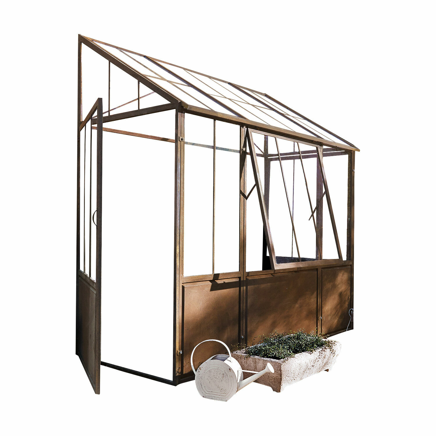 Serre Essone Serre de jardin avec structure métallique rouillée, fenêtres ouvertes et arrosoir blanc