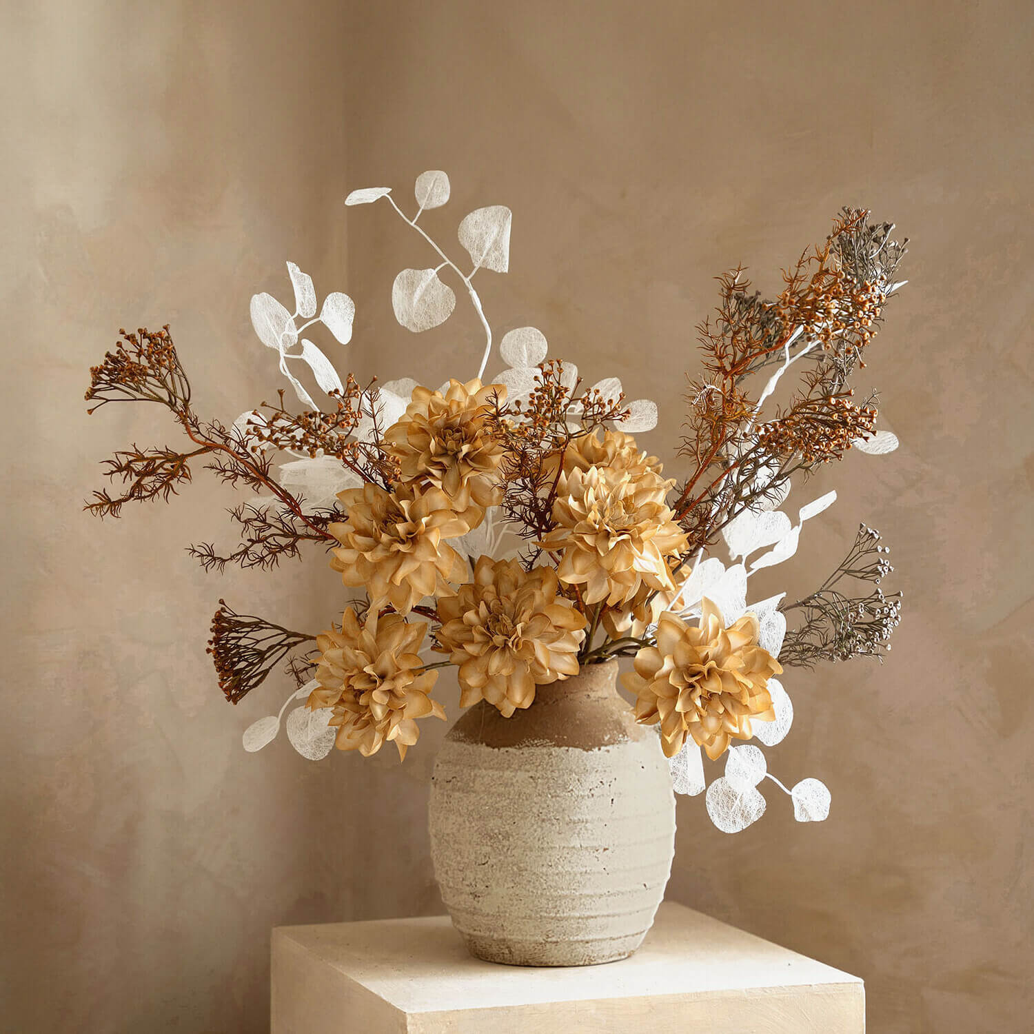 Fleurs d’or et feuilles d’argent