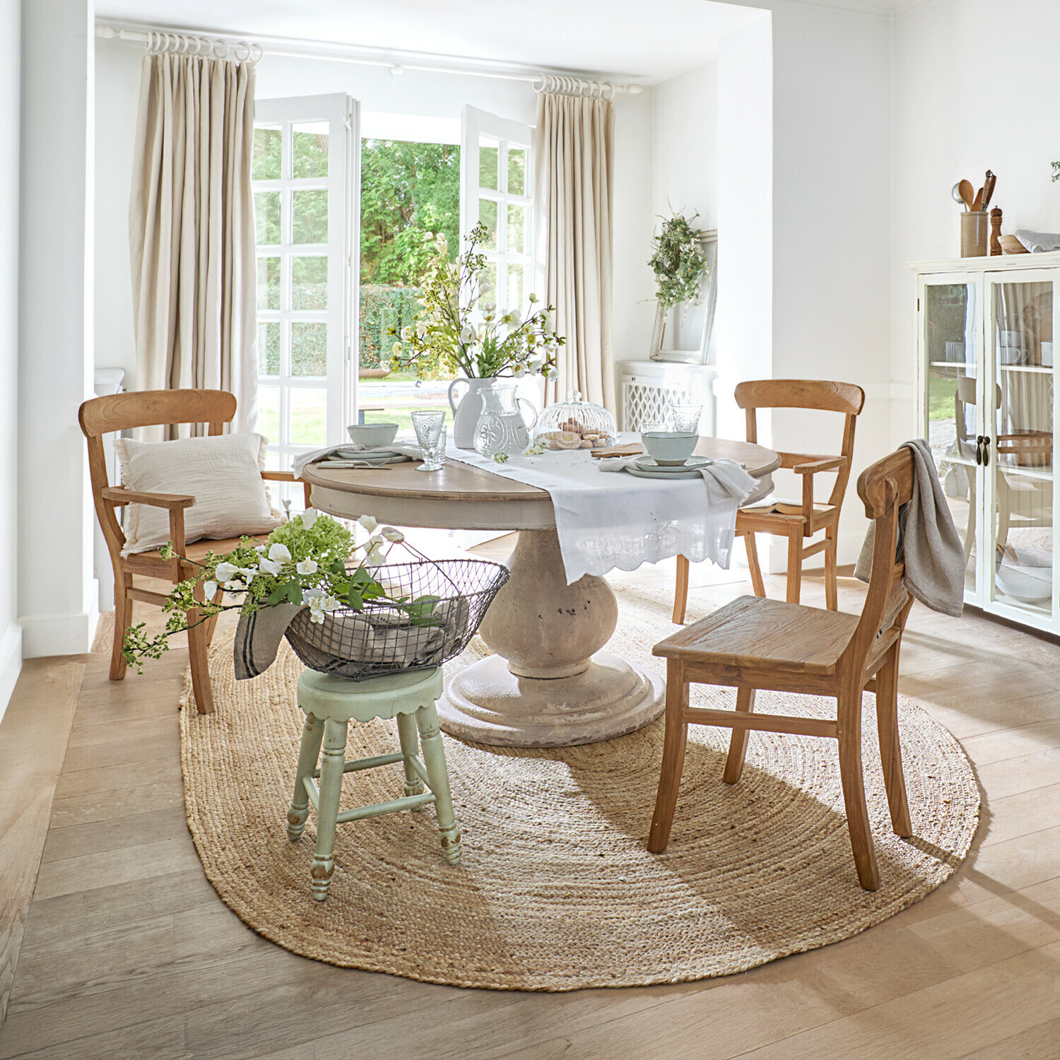 Table Calvigny