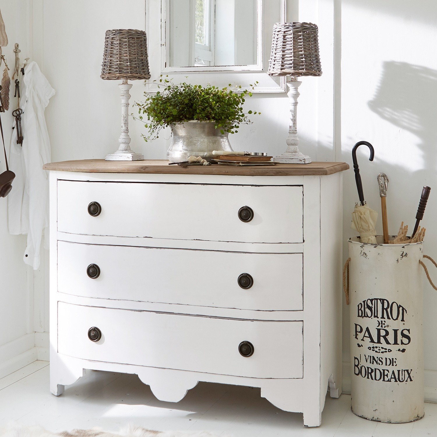 Commode Edmore