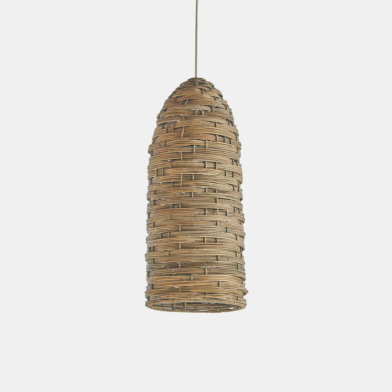 Abat-jour Melari Suspension en rotin tressé couleur naturelle, luminaire décoratif élégant pour intérieur moderne