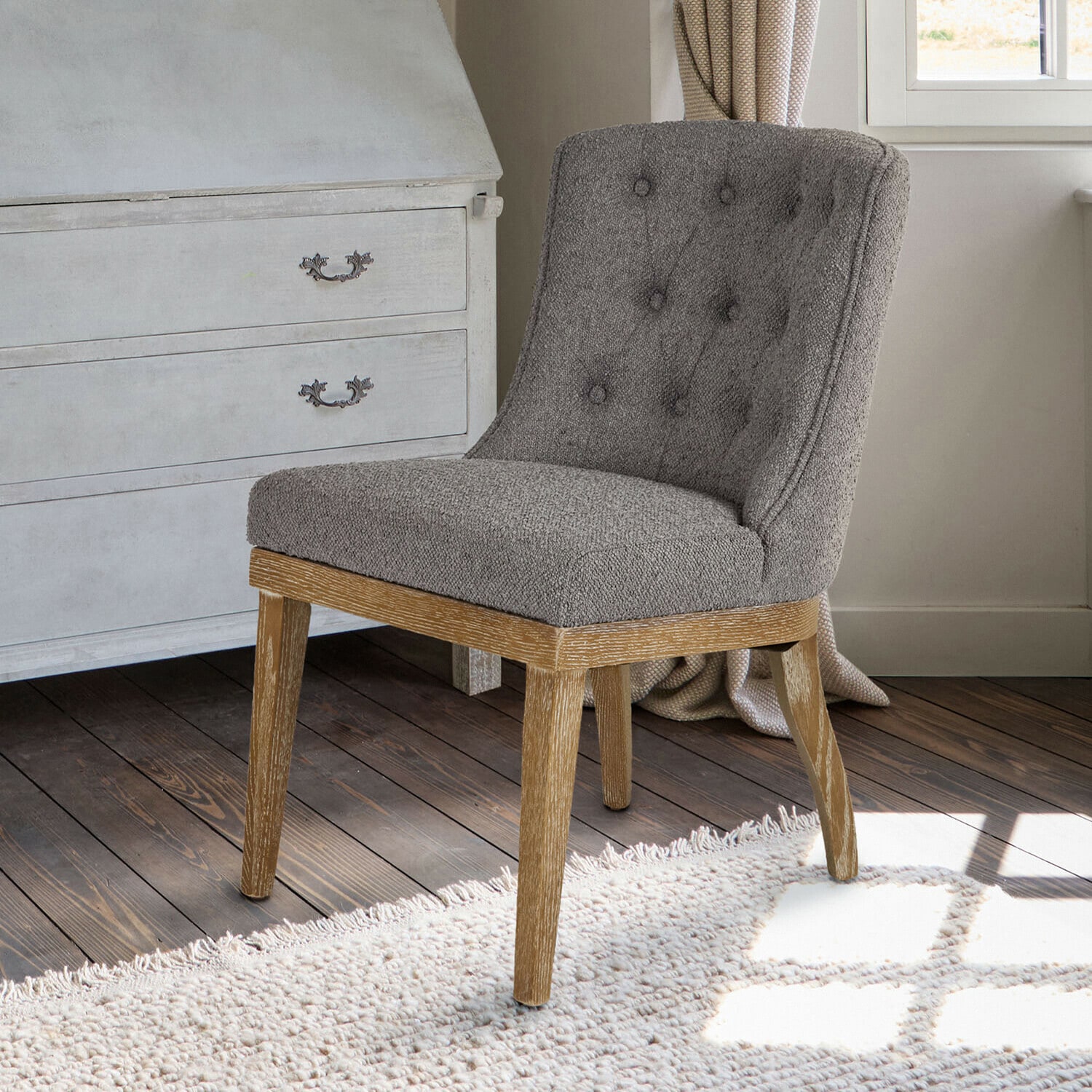 Chaise Fairwyn