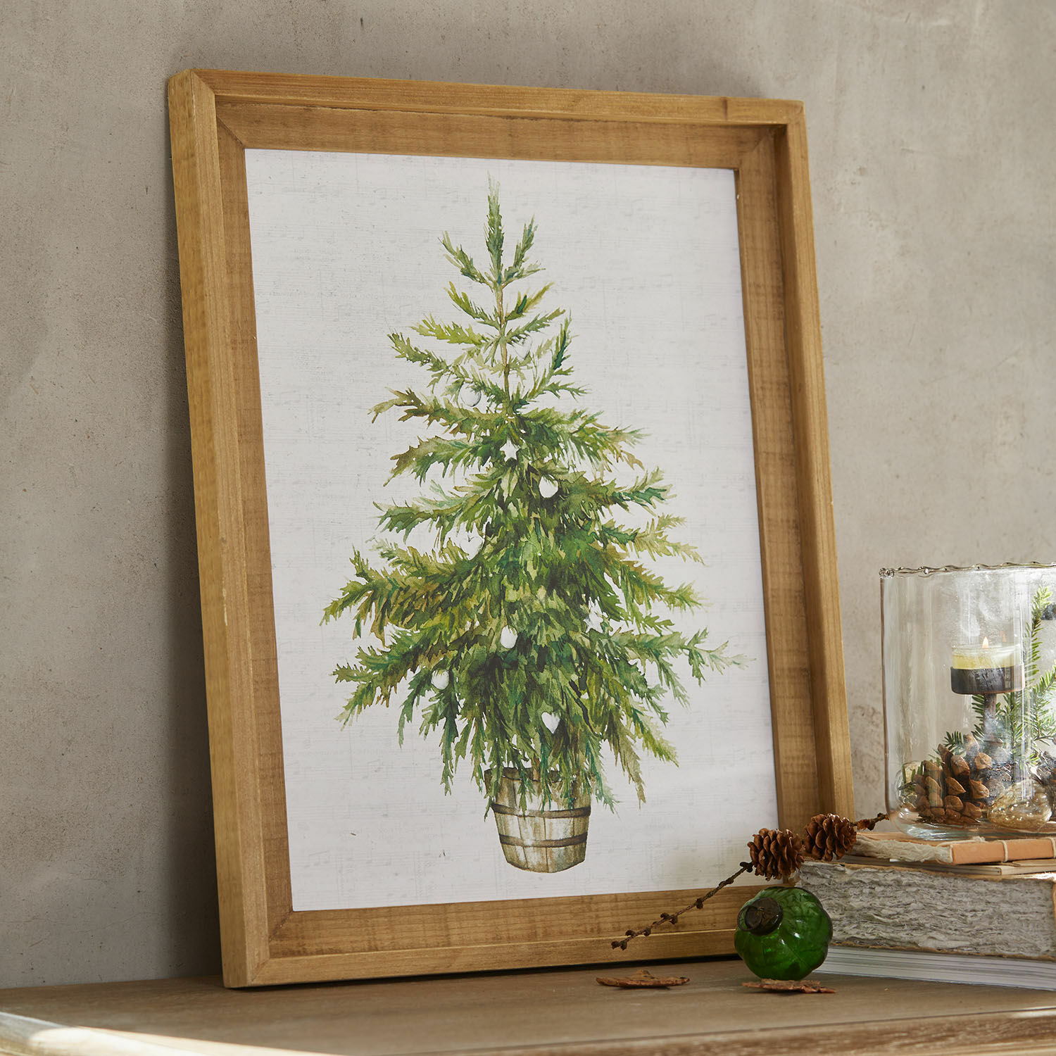 Tableau Nadirah Tableau avec sapin vert dans un cadre en bois clair, décoration murale pour Noël