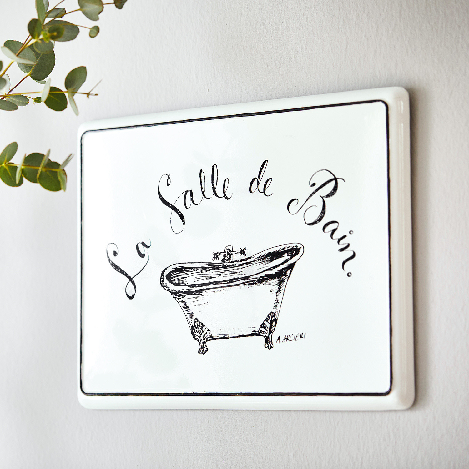 Plaque décorative La salle de bain Plaque murale en céramique blanche avec inscription noire La Salle de Bain et dessin de baignoire