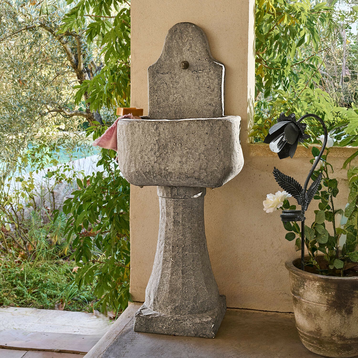 Fontaine Lurevino