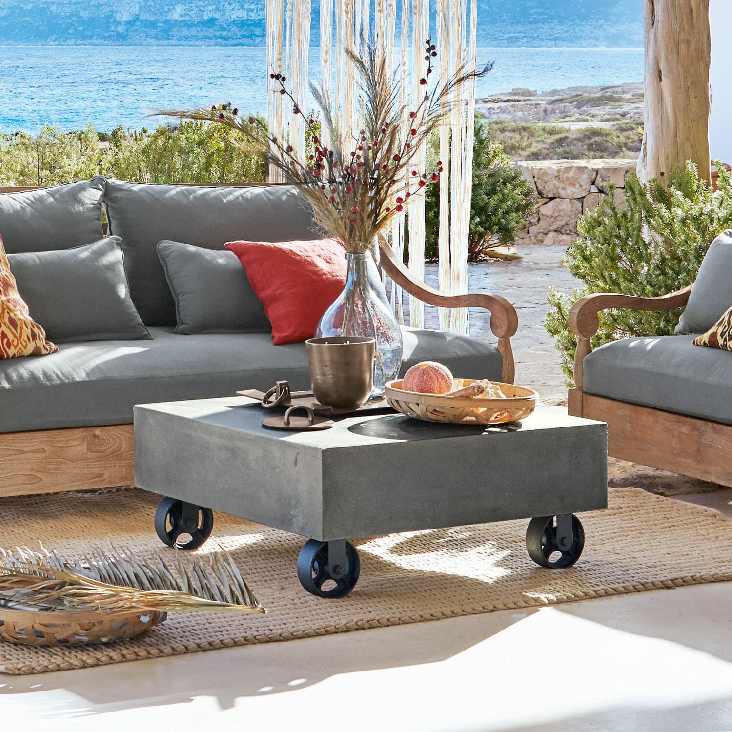 Table basse Kensington Place Table basse moderne en béton gris sur roulettes pour salon et terrasse extérieure