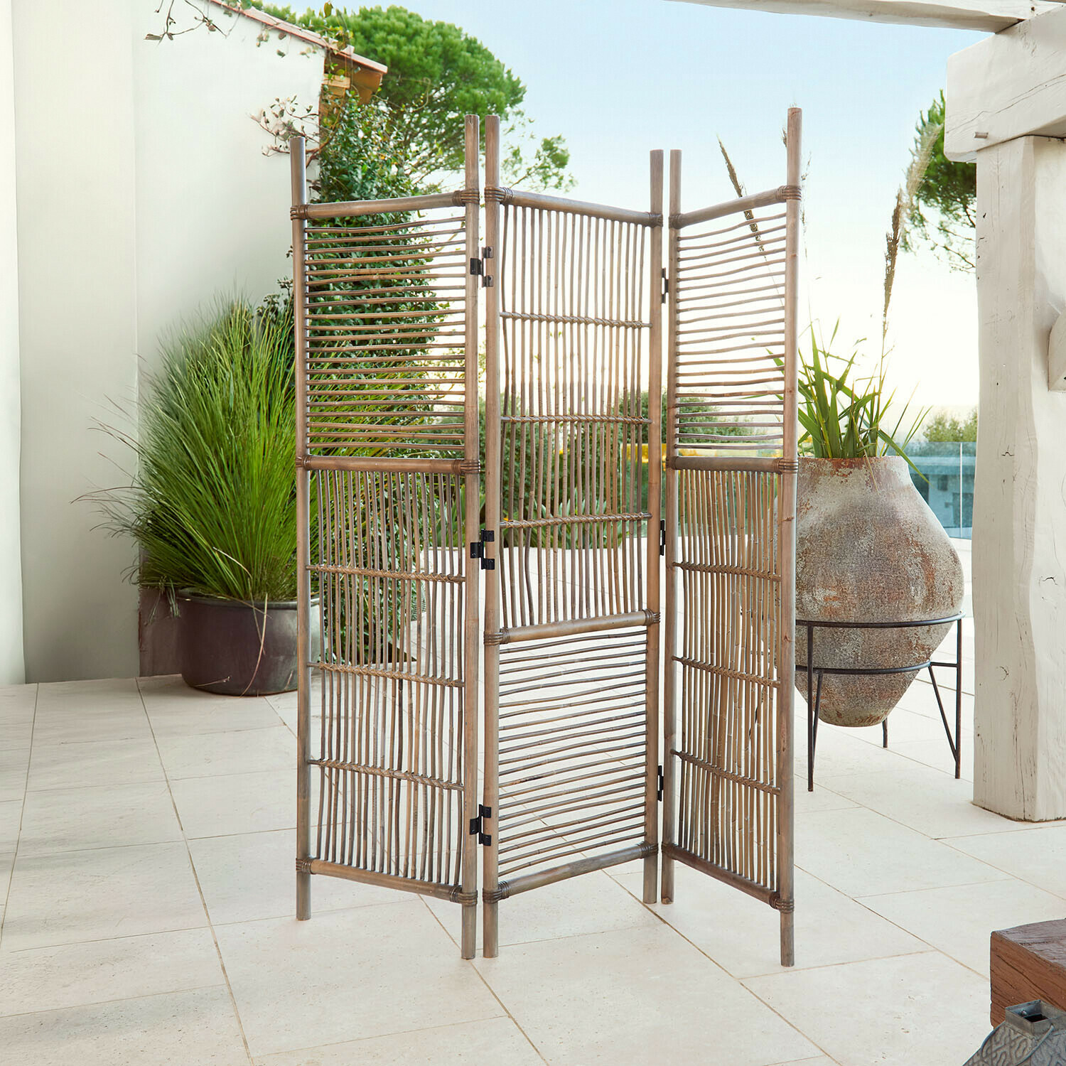 Paravent en bambou naturel, léger et décoratif pour intérieur et extérieur, ambiance zen