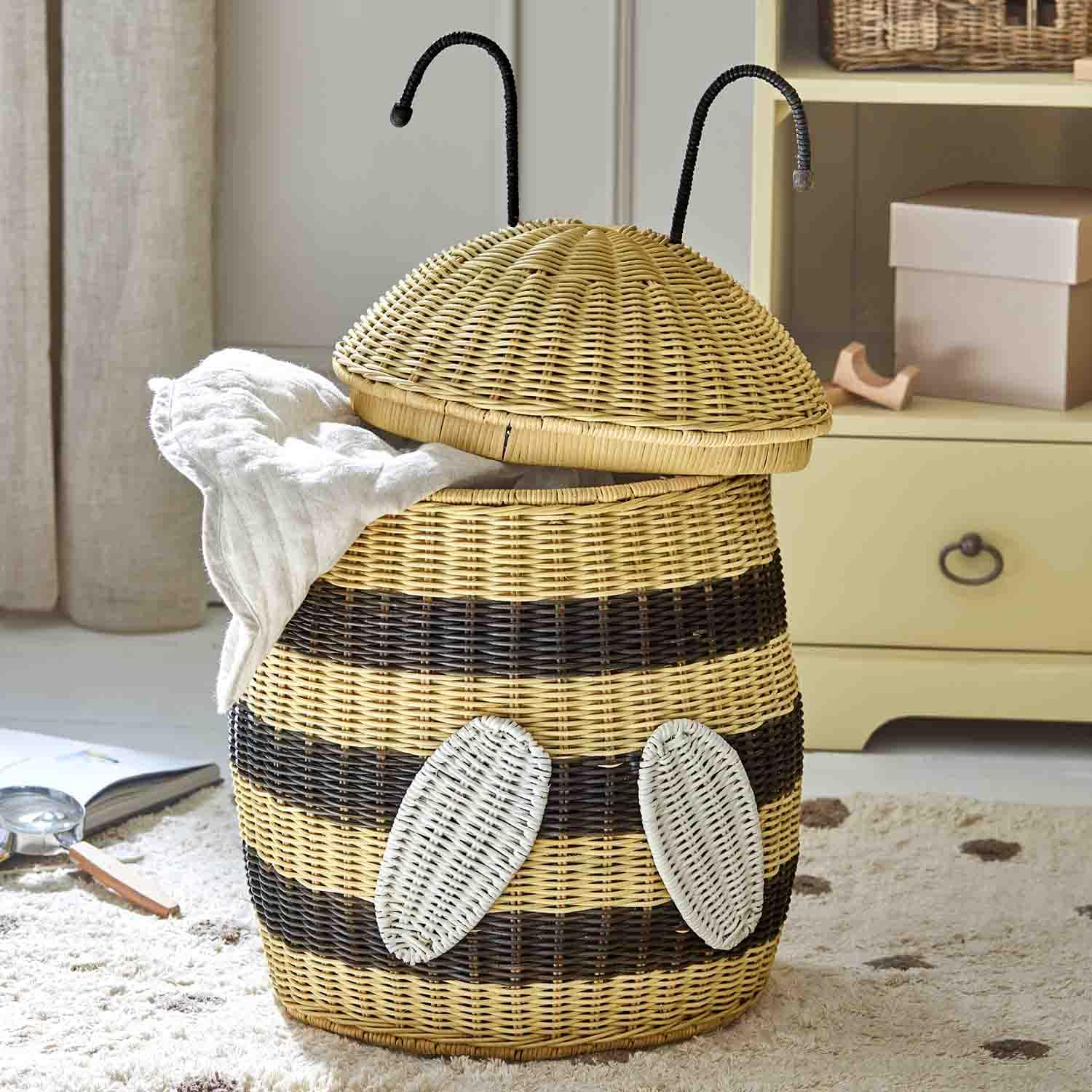 Panier à linge en rotin en forme d'abeille avec rayures naturelles et noires pour le rangement des vêtements