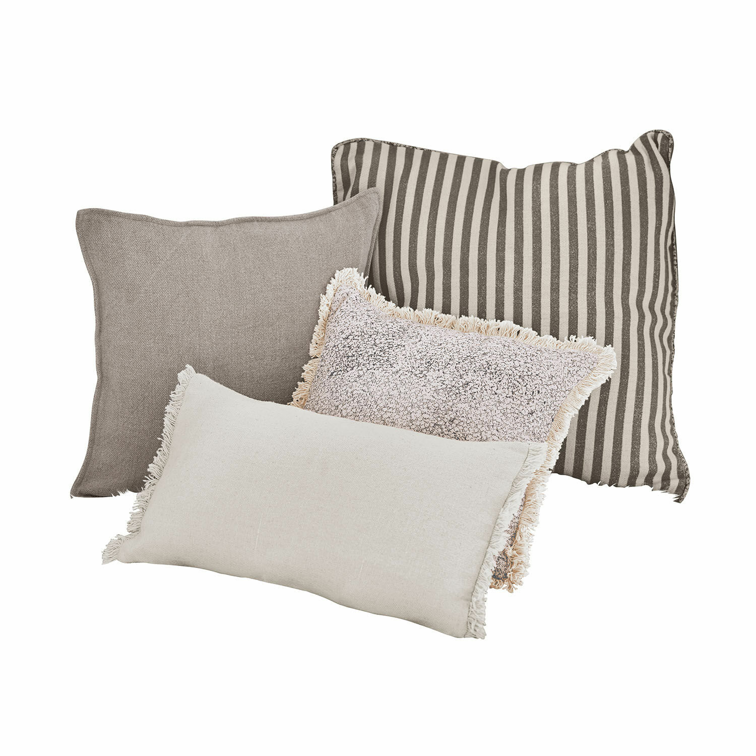 Lot de 4 coussins Valenciennes Ensemble de quatre coussins décoratifs beige et marron avec motifs variés et franges pour salon