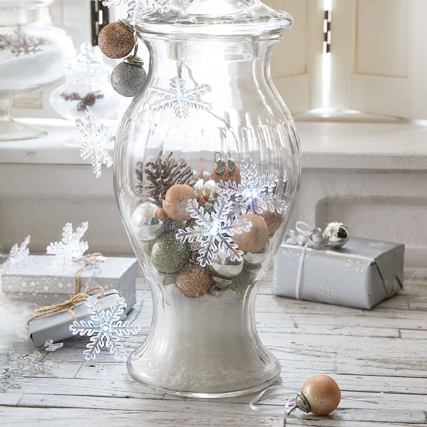 Lot de 24 boules de Noël Cesinali