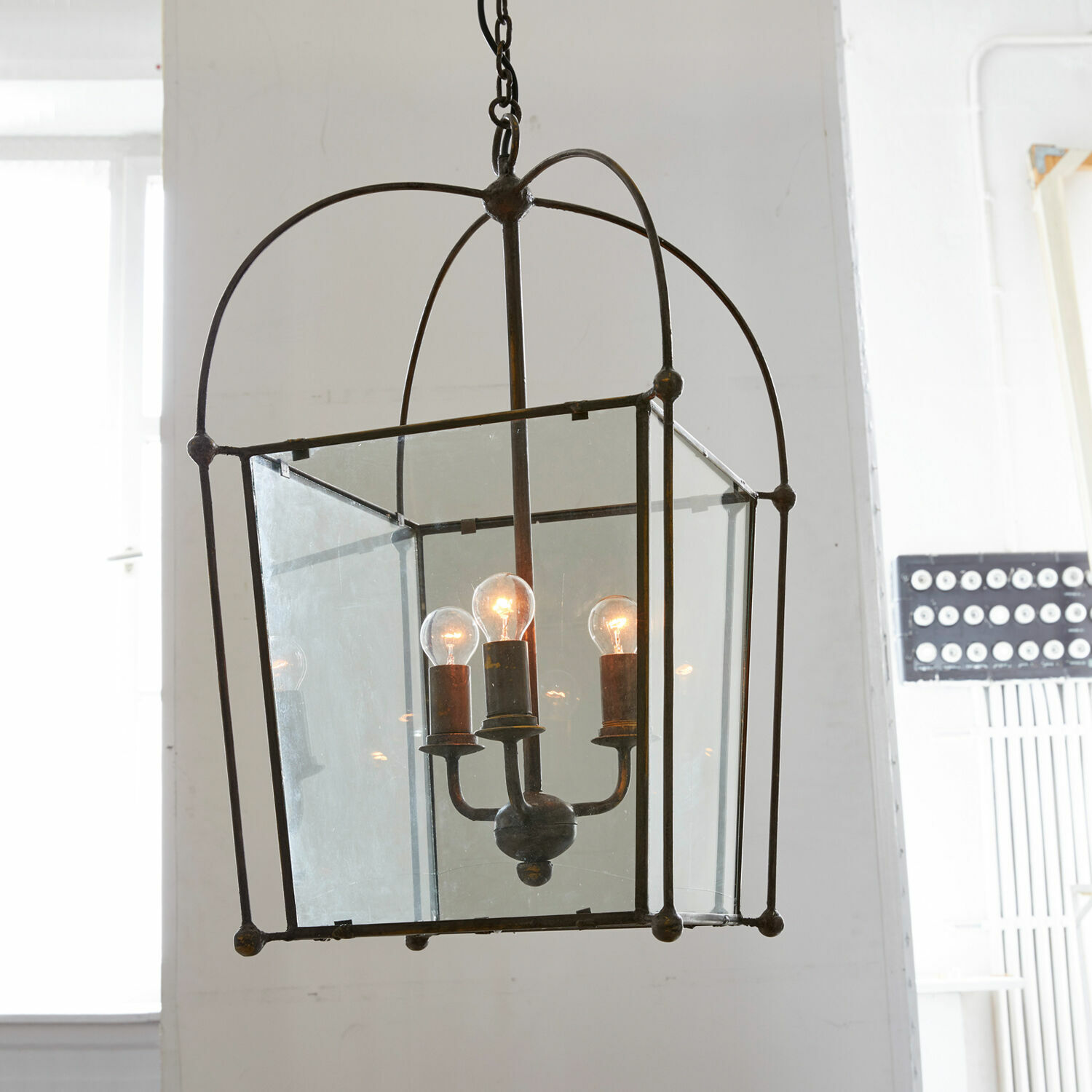 Lustre Sèvres Suspension en métal et verre style vintage avec trois ampoules, luminaire décoratif pour plafond