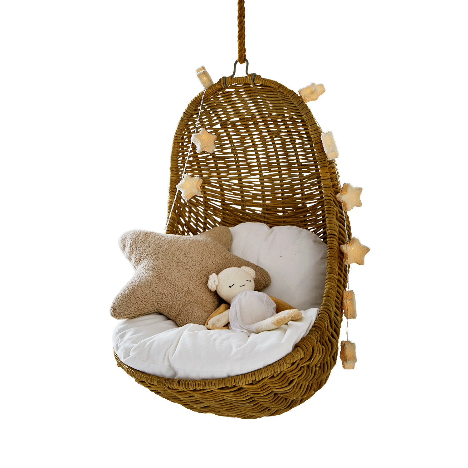 Fauteuil suspendu pour enfant Twinkla Fauteuil suspendu en rotin avec coussin blanc, coussin étoile beige et poupée en peluche douce