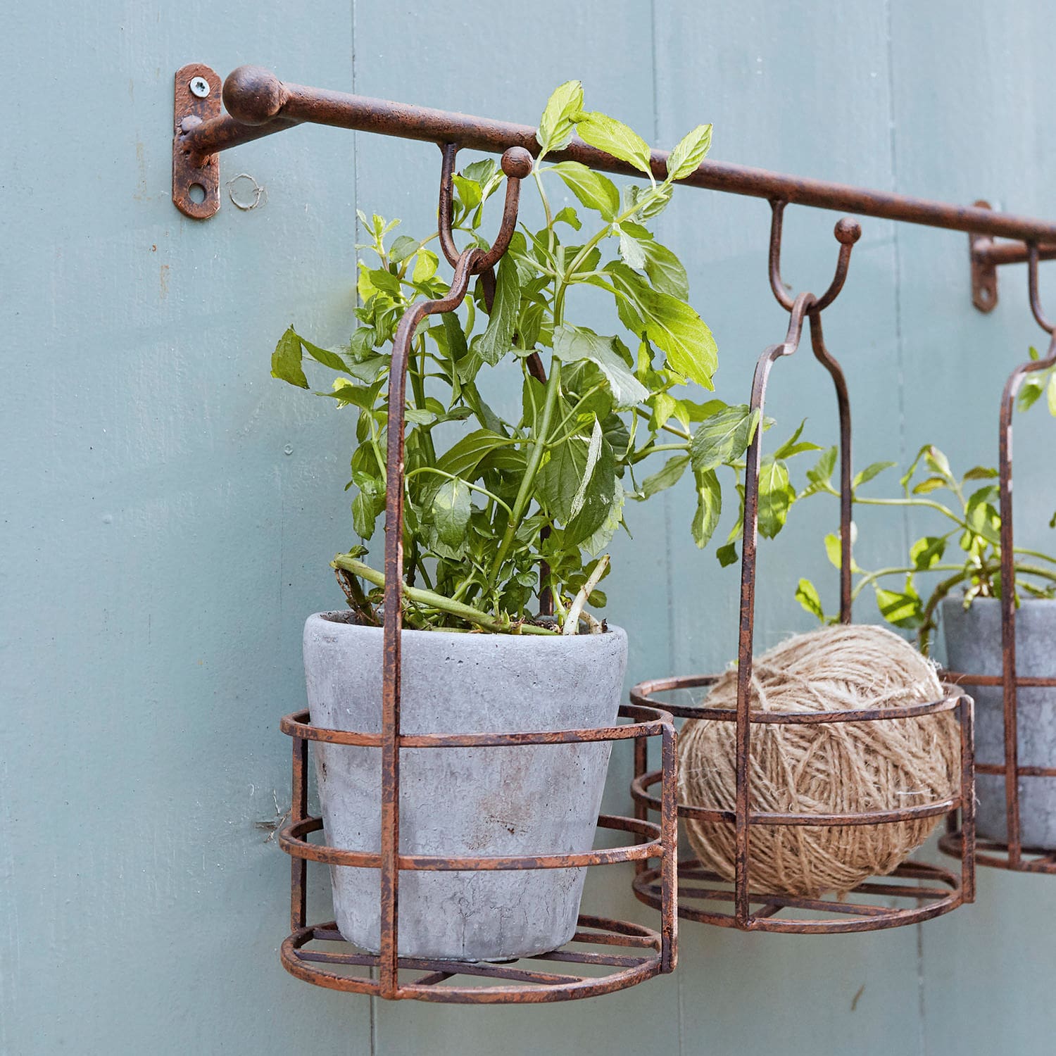 Étagère murale et paniers à plantes Hemente