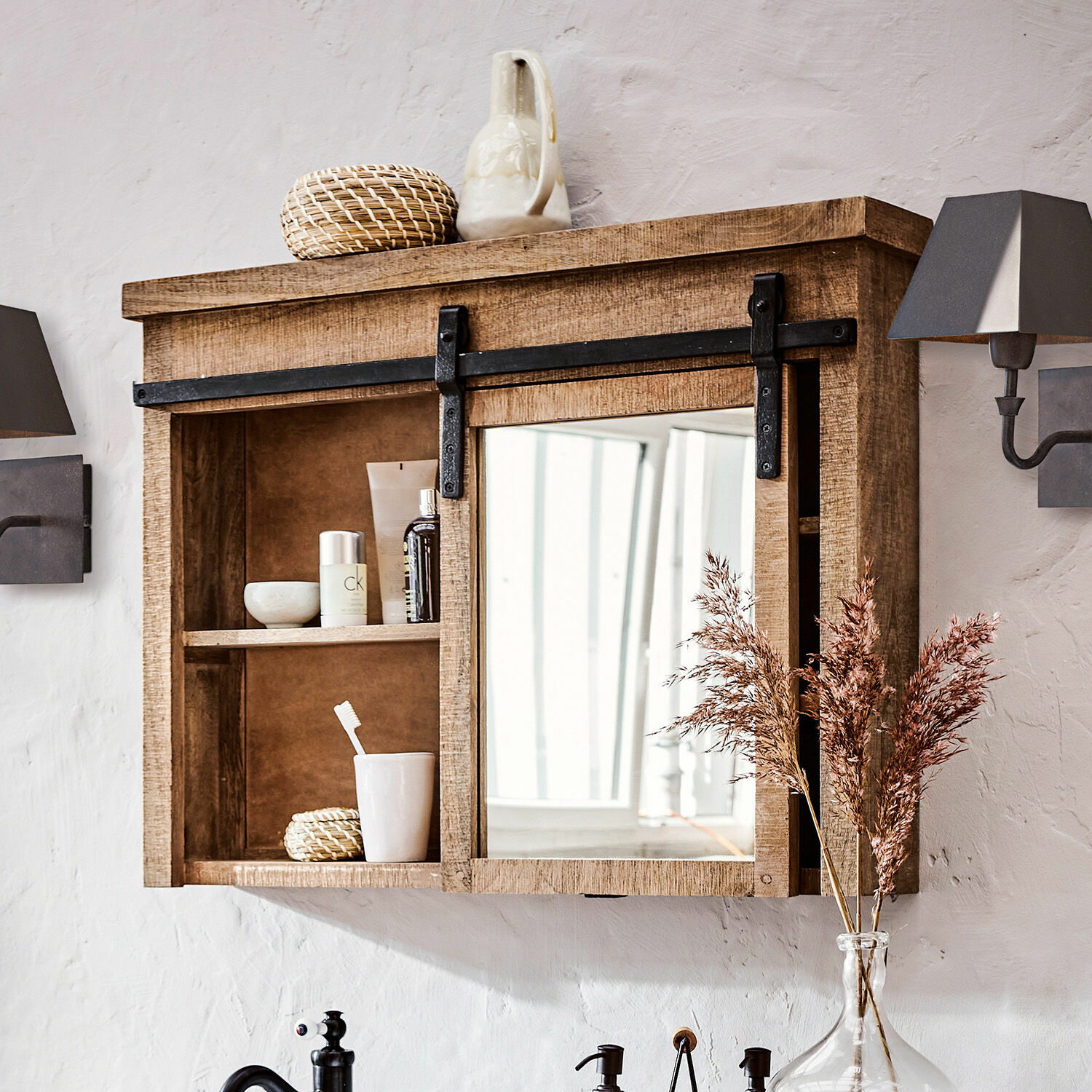 Armoire de toilette Taylors Island Armoire de salle de bain en bois avec miroir et poignée métallique, style rustique, couleur naturelle