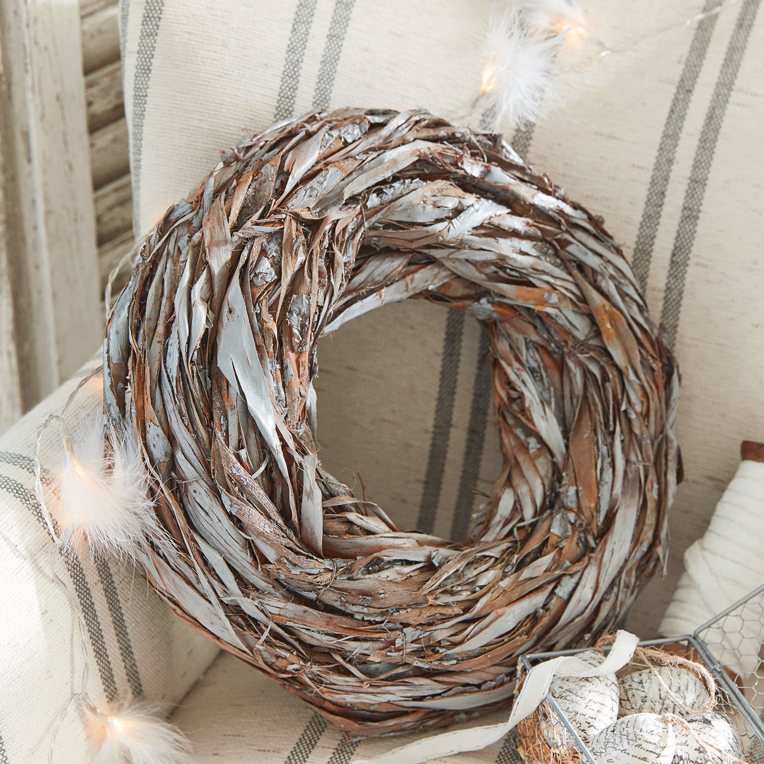 Couronne Stean Couronne décorative en bois naturel brun et gris pour décoration intérieure et arrangements saisonniers