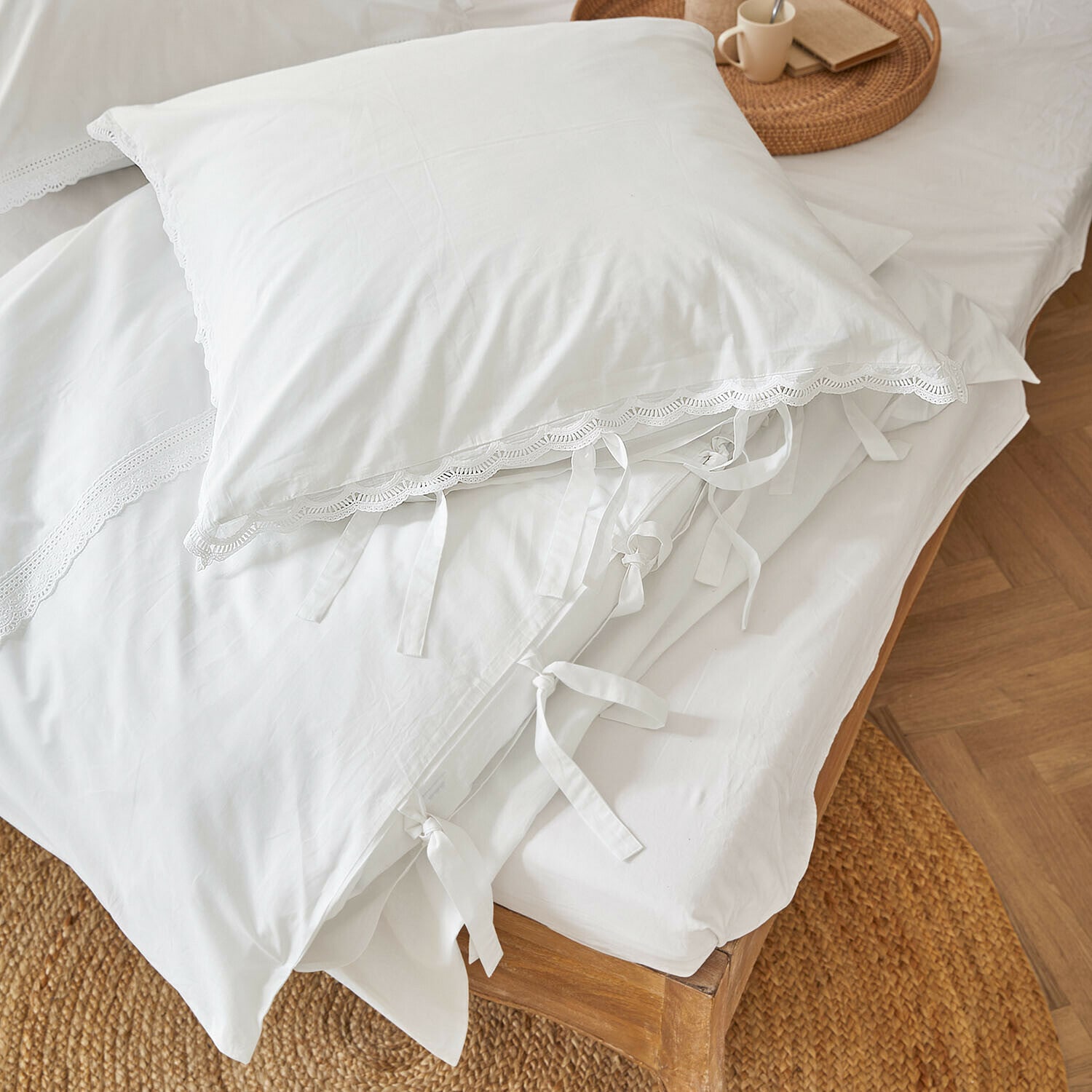 Parure de lit Lélomiane Housse de coussin blanche en coton avec bordure en dentelle et liens, linge de lit délicat